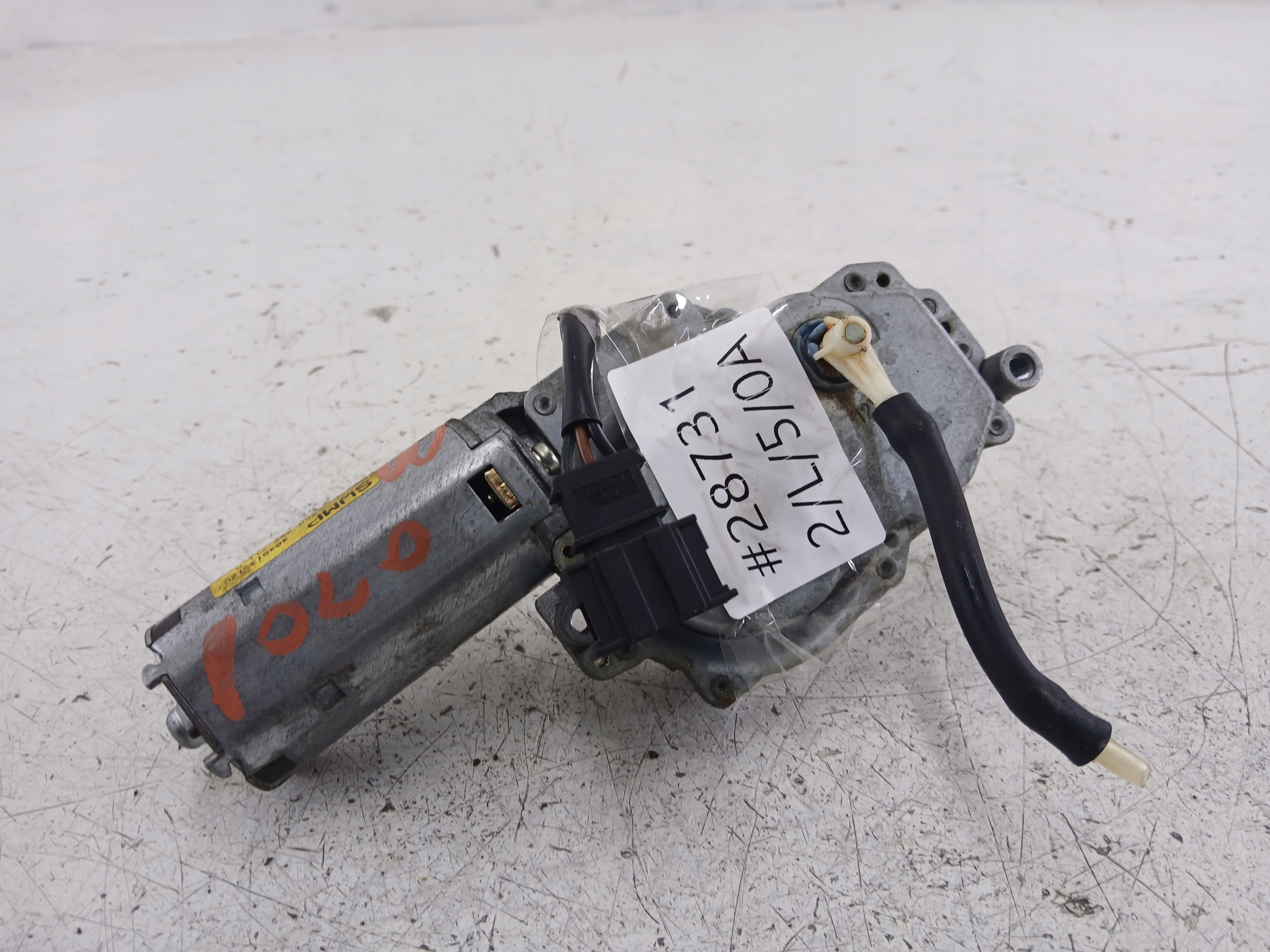 SEAT IBIZA II ablaktörlő hátsó 6K0955711A