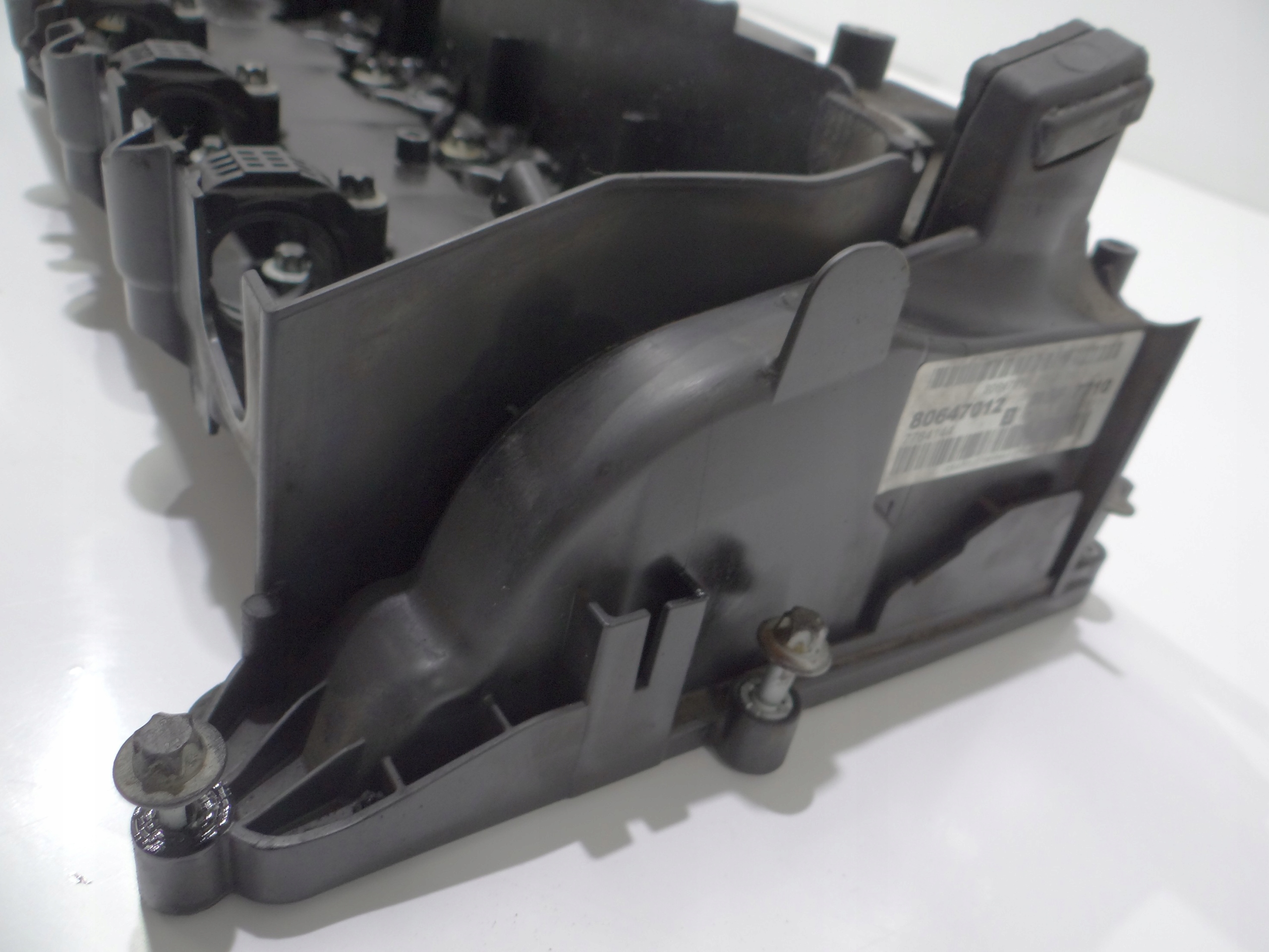 Abdeckung der Ventile BMW X3 E83 LCI N47D20A 7784144
