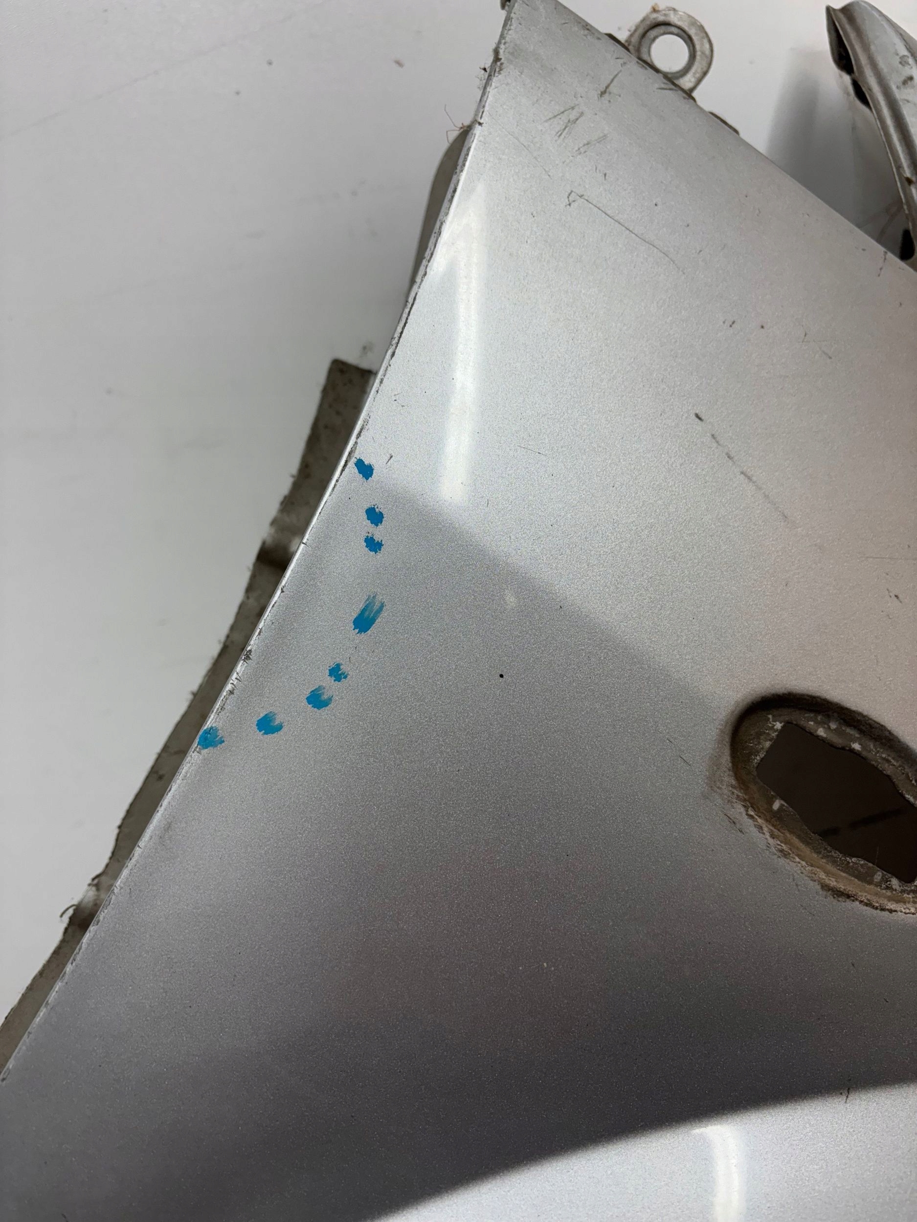 fender front front right CITROEN C3 PlURIEL