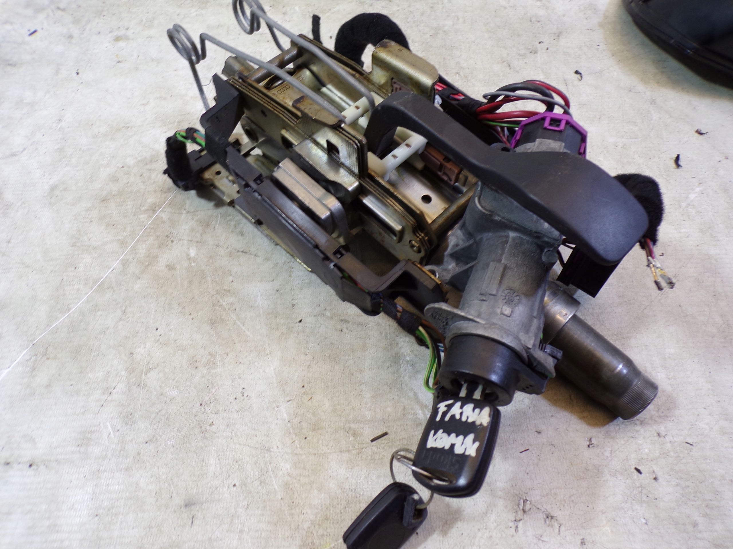 Montaggio STARTOWY SKODA FABIA 1 e 1.2 03E906033F