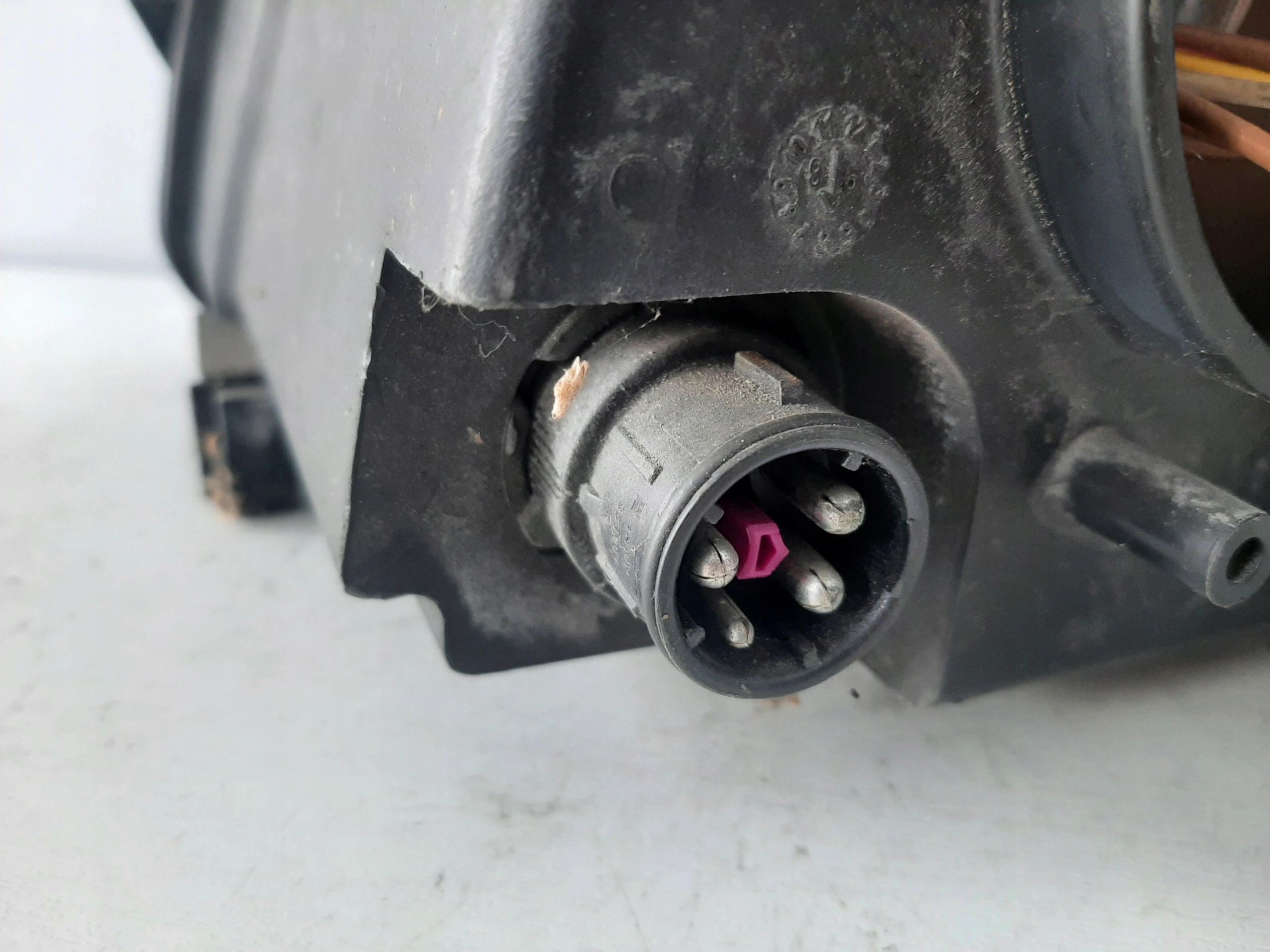 Reflektor right VW Passat B5 without p/mg H1 H7