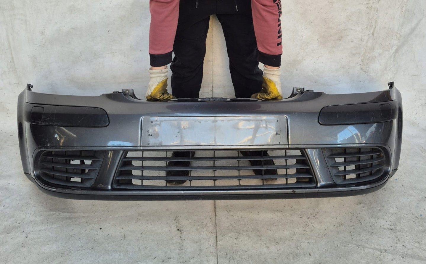 VW GOLF 5 plus 5 + 05- bumper front front SPR 5M0807221