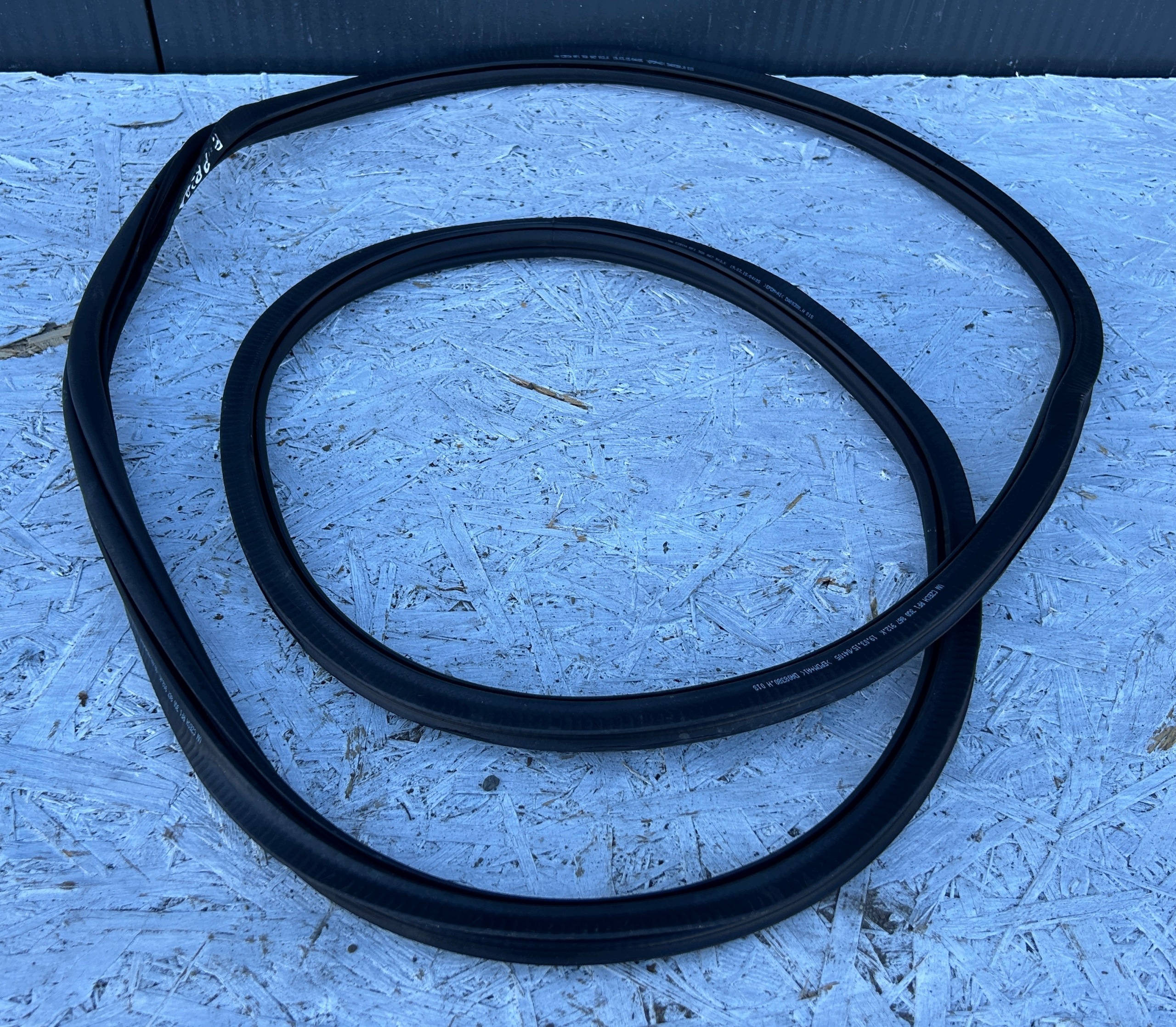 gasket bodywork door right front VW PASSAT B8 14- 3G0867912K