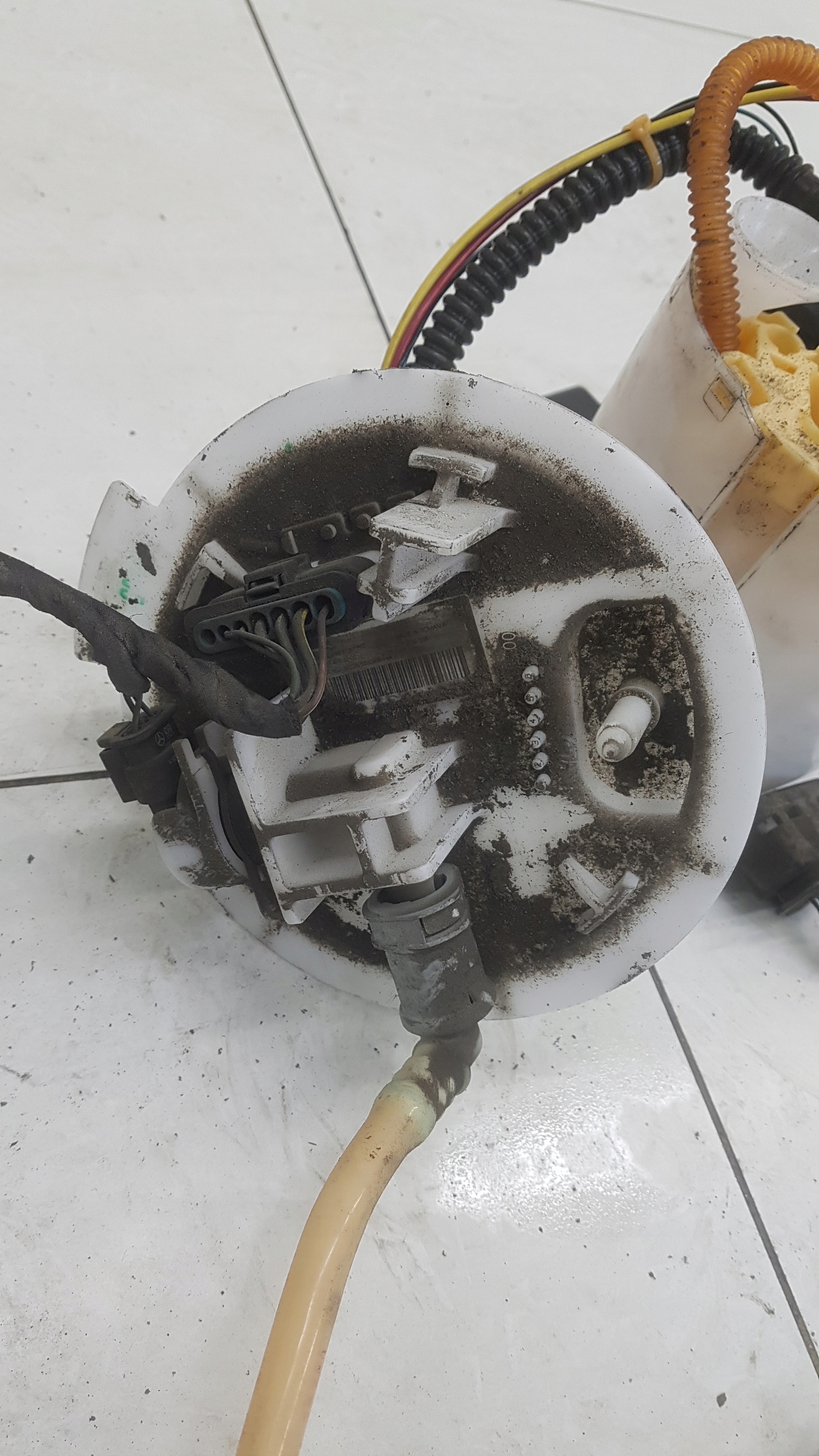 feed pump MERCEDES-BENZ A KLASA W177
