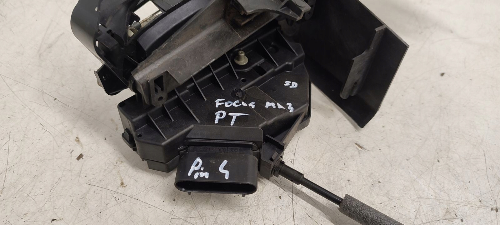 lock door rear part rear right Ford Focus MK3 1,6 TDCI