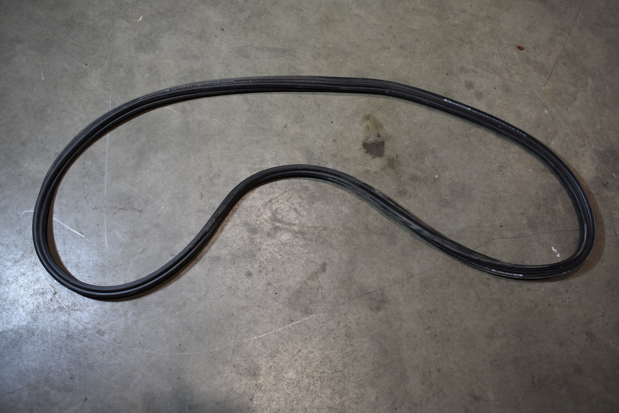 IDEALNA gasket bonnet boot MERCEDES X290 1