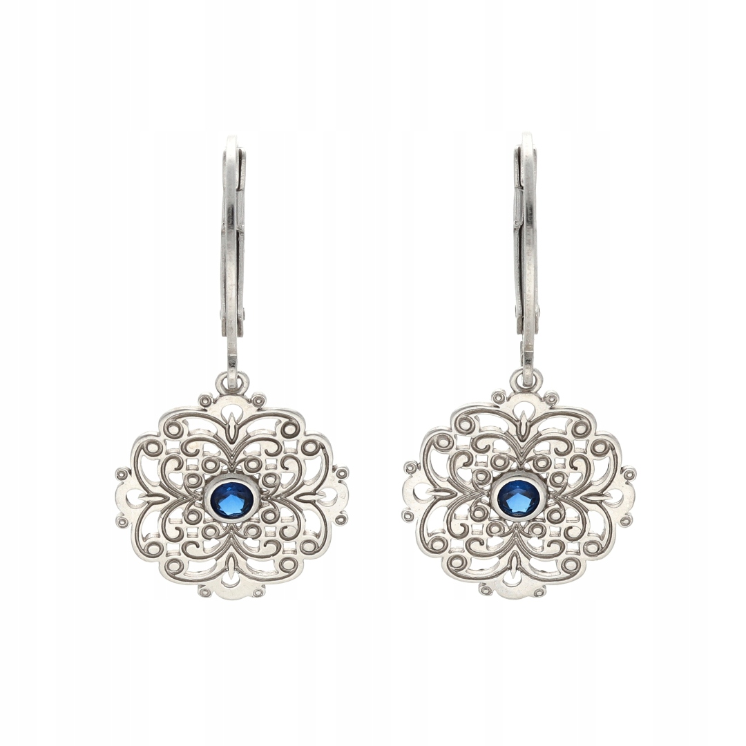 Náušnice s ažurovým prvkem, stříbro