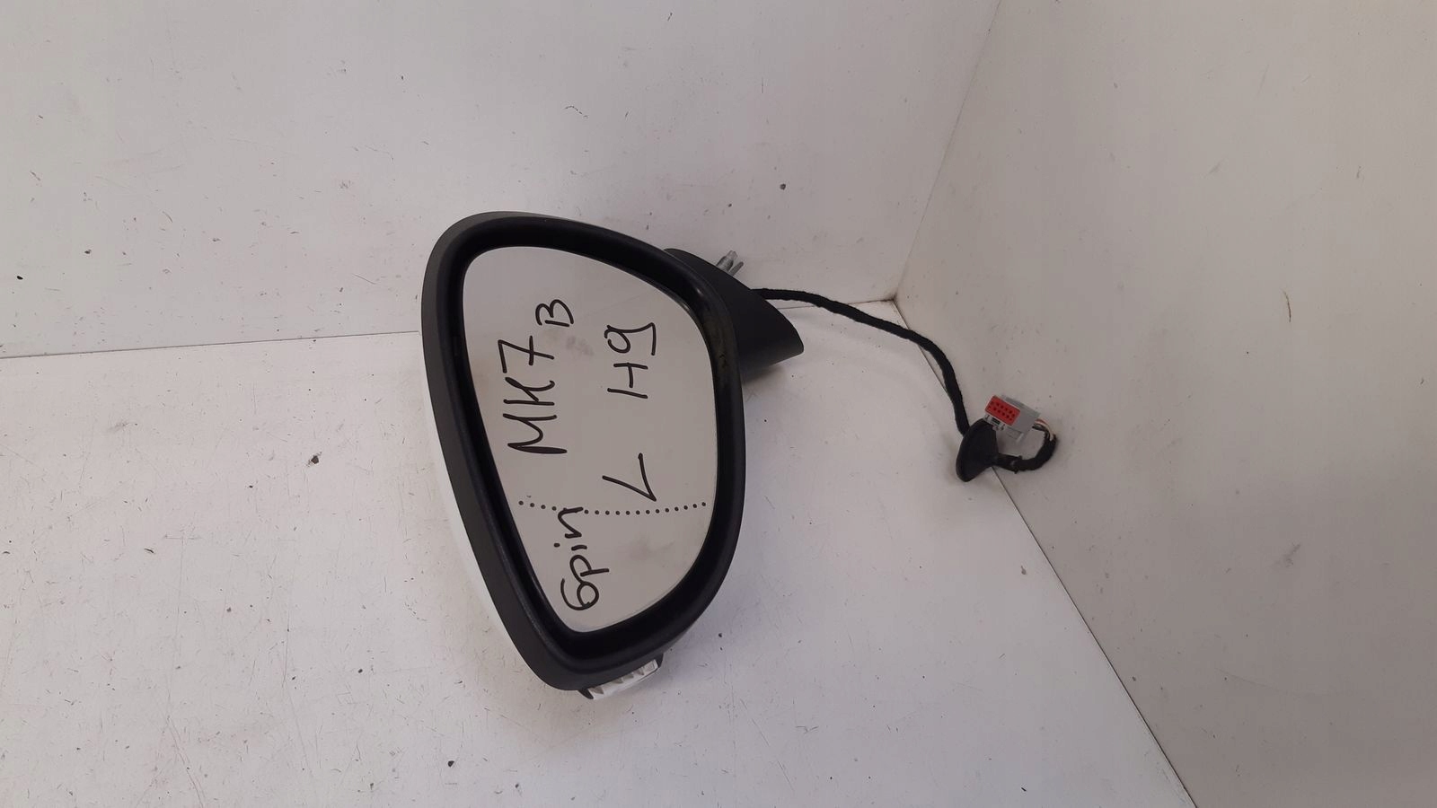 mirror left 6pin H9 Ford Fiesta MK7 1,25i