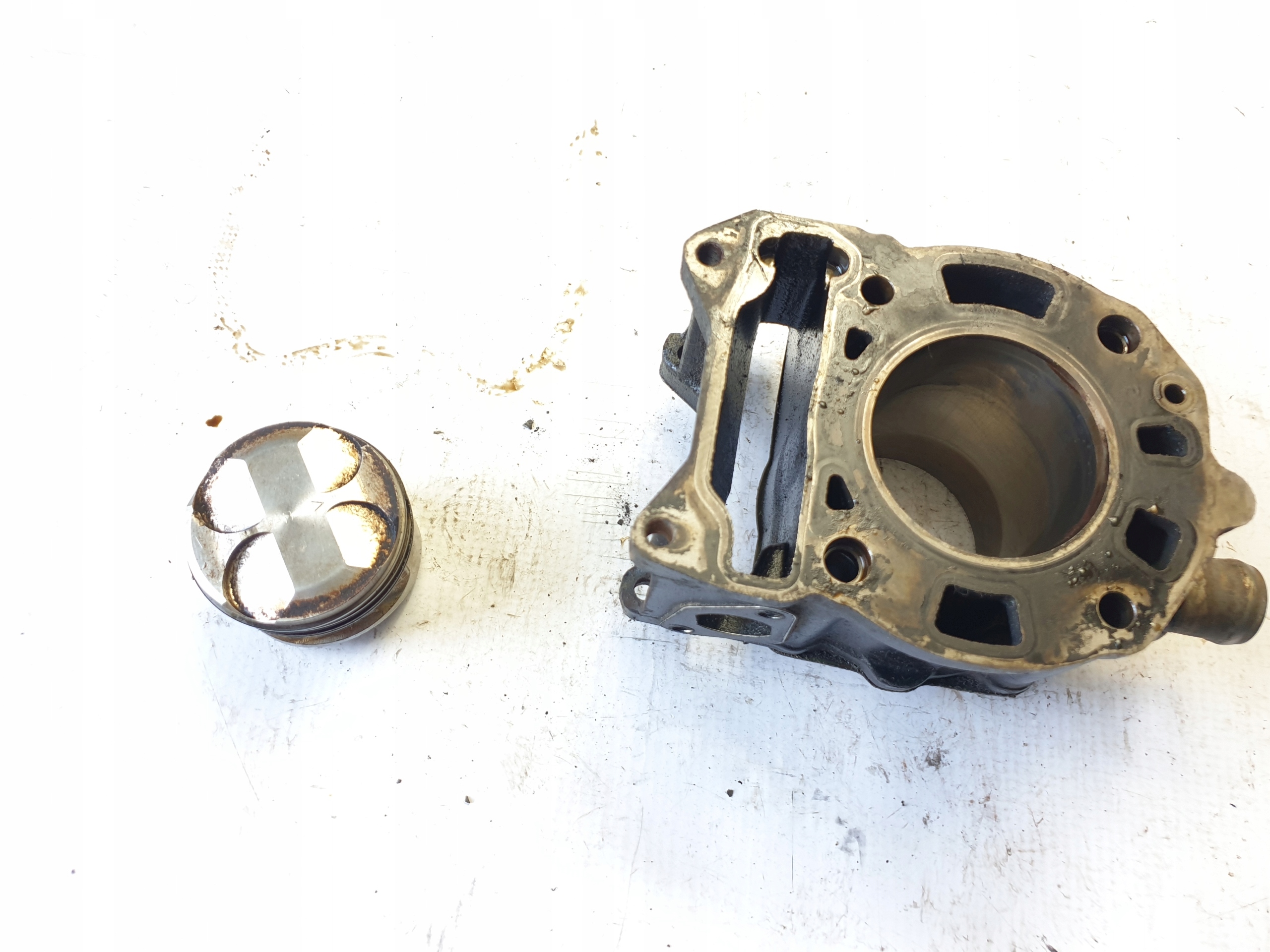 CYLINDER TLOK PIAGGIO X8 X9 X EVO MP3 125