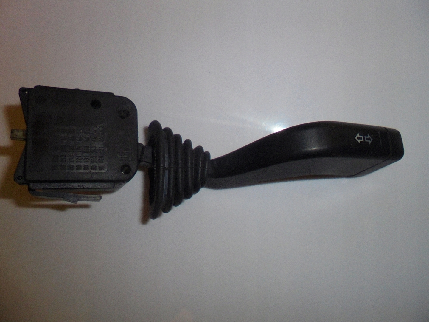 Bouton Indicateurs de direction OPEL 90228194 OPEL