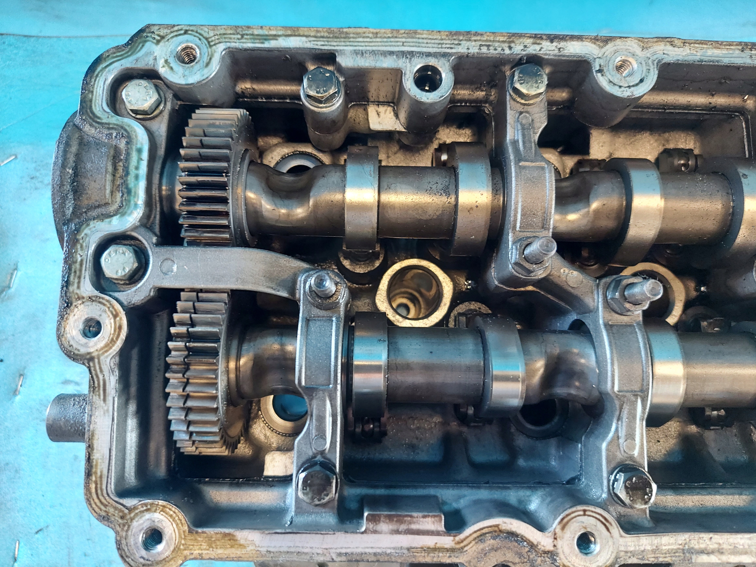 glava A6 C6 2008 R 2.7 TDI BPP