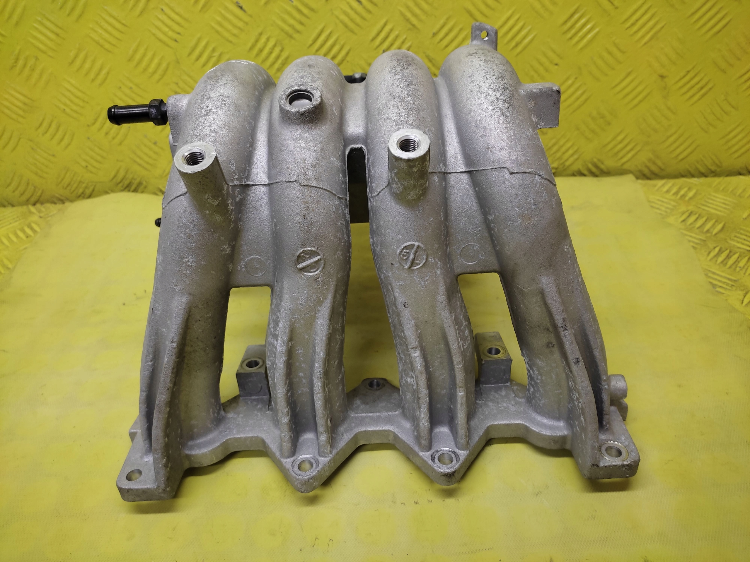 KIA RIO II 1.4 petrol intake manifold