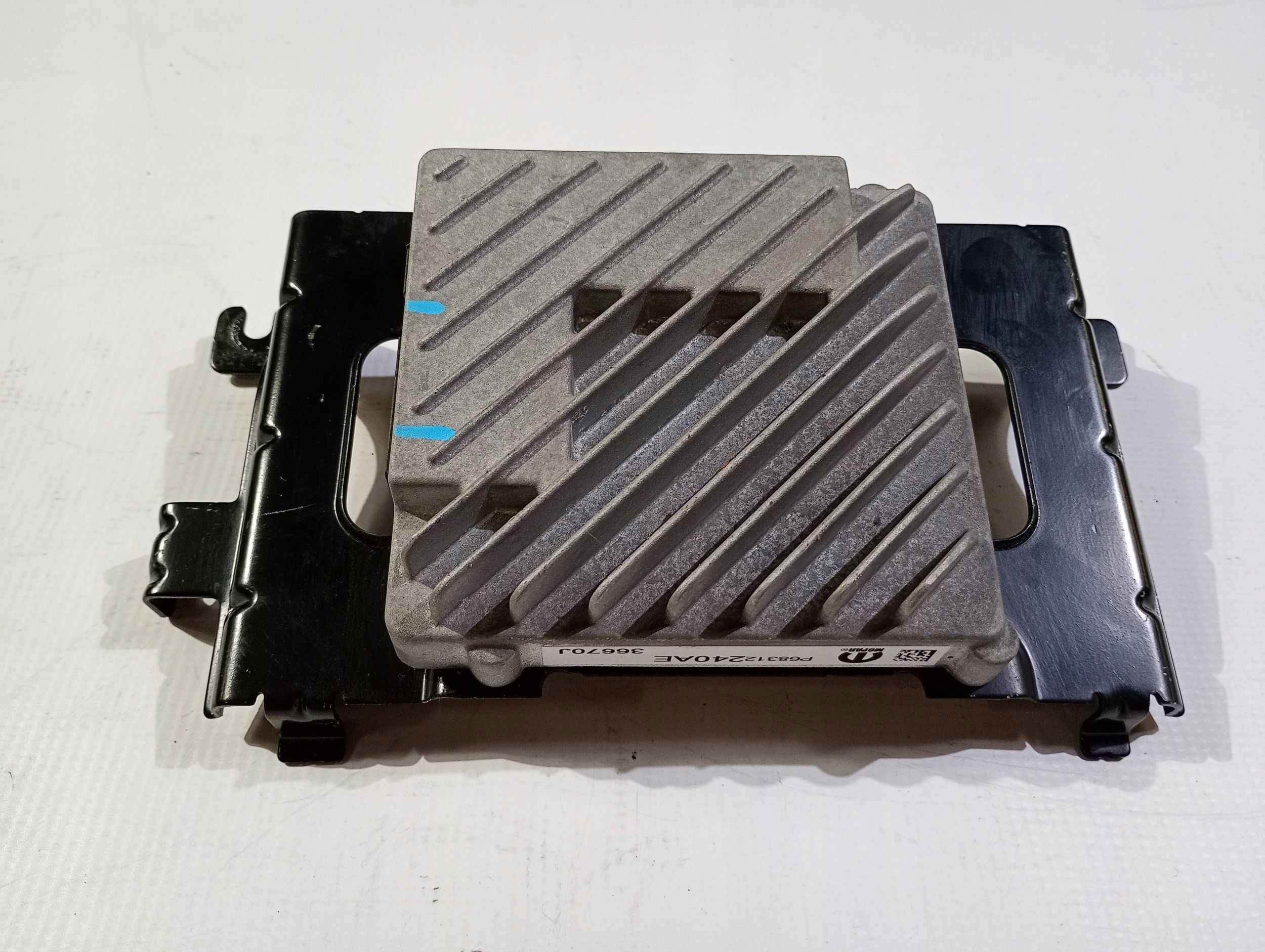 erösítö audio amplituner modul Dodge RAM 1500 2019