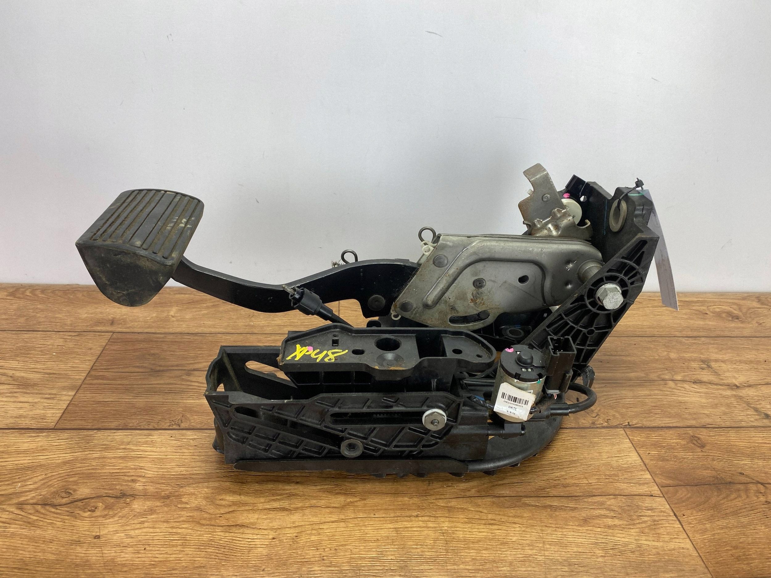 Pedal Bremse Cadillac Escalade IV 2015+