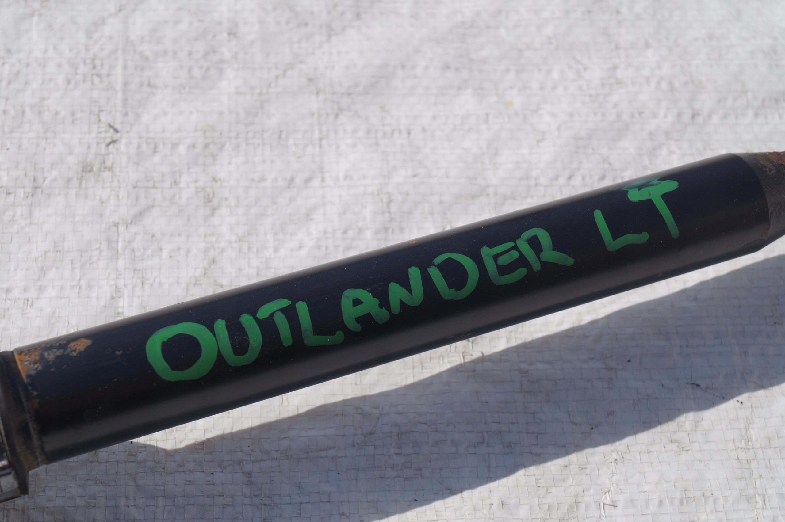 PÓŁOŚ TYŁ TYLNA LEWA MITSUBISHI OUTLANDER III 2.0 PHEV HYBRYDA 3815A264 Producent części Mitsubishi OE