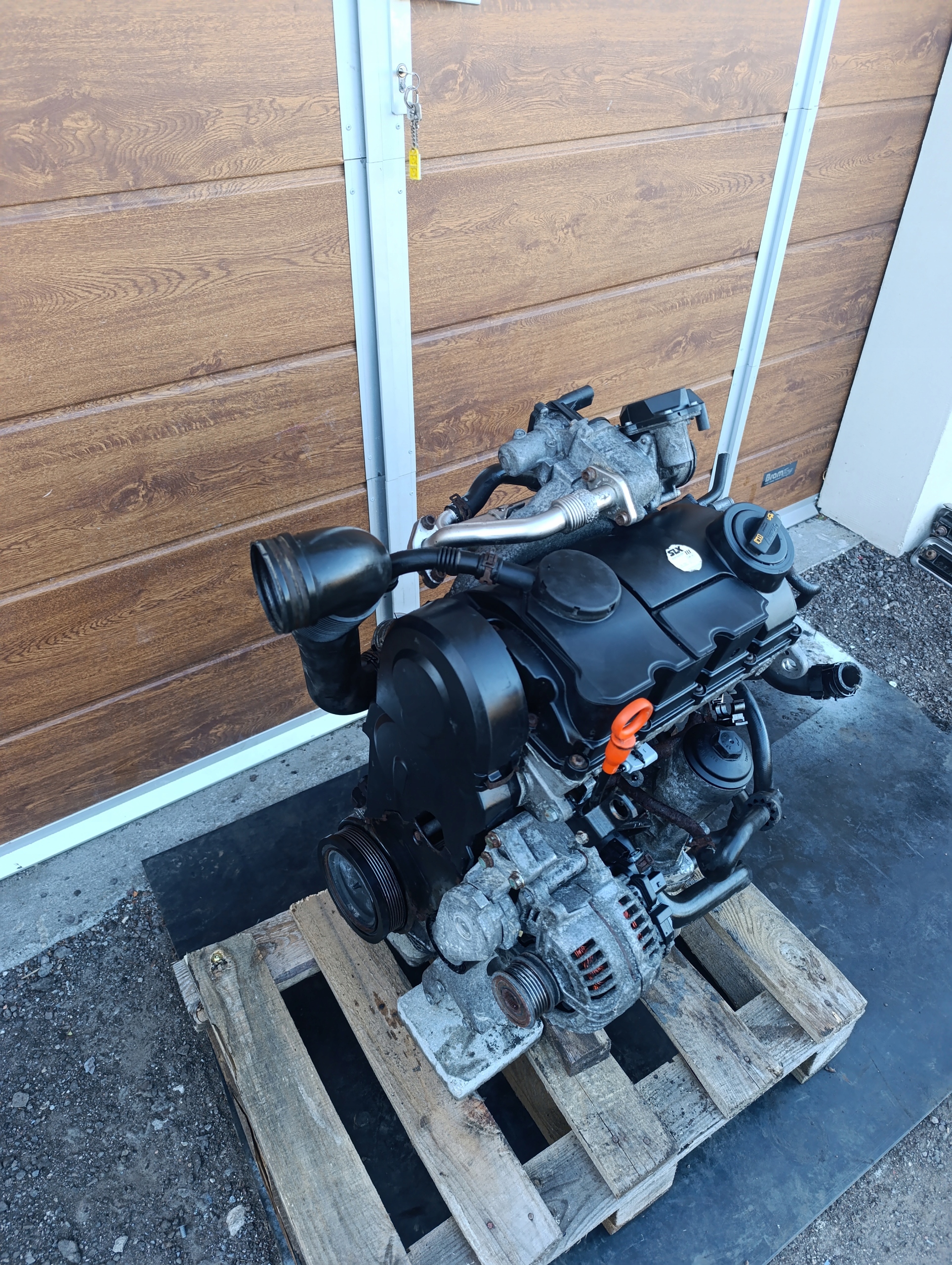 VW T5 engine complete 1.9 TDI BRS BRR przebieg 170 tys.