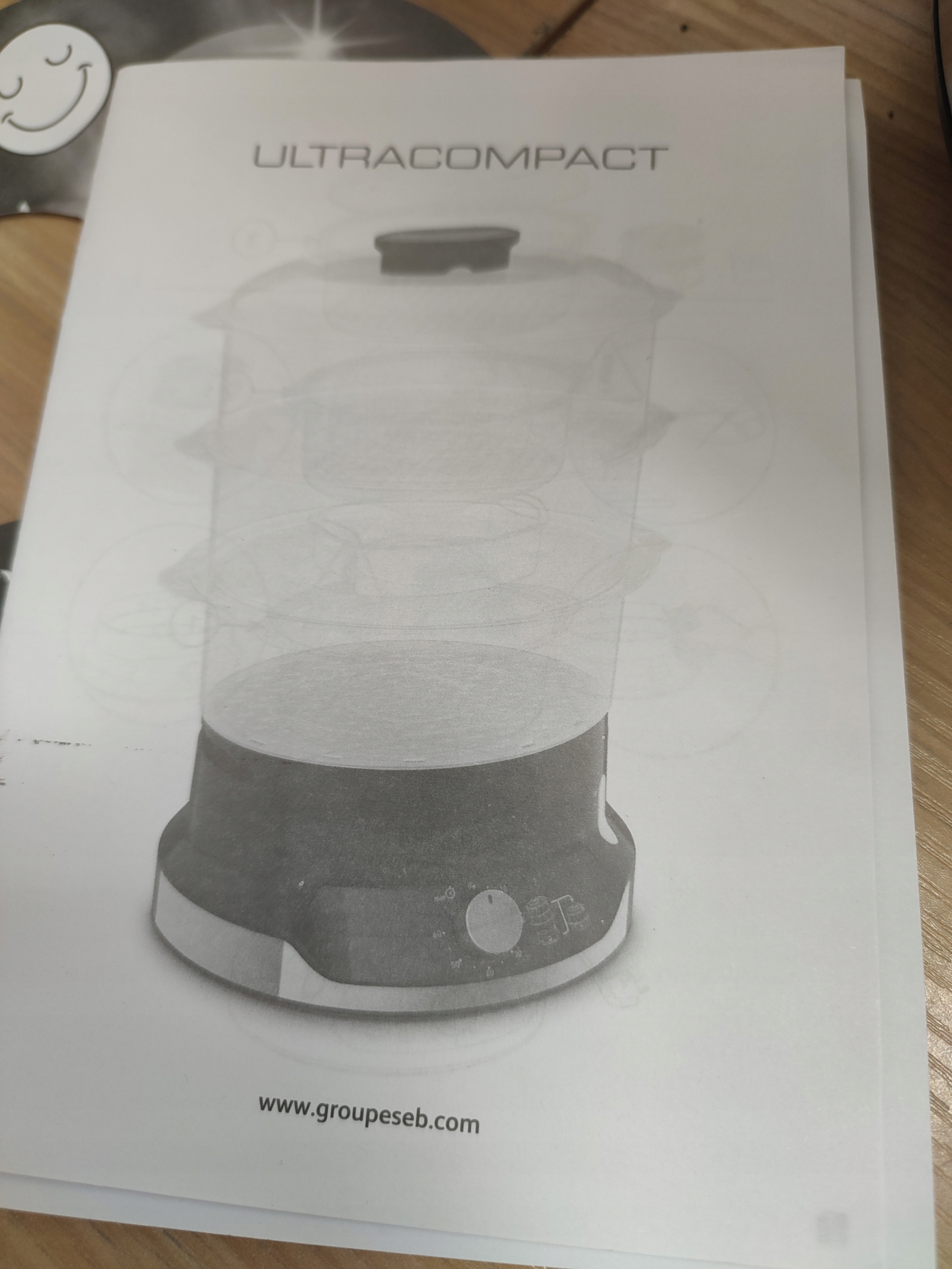 Parowar SEB ULTRACOMPACT VC204800 Moc 800 W