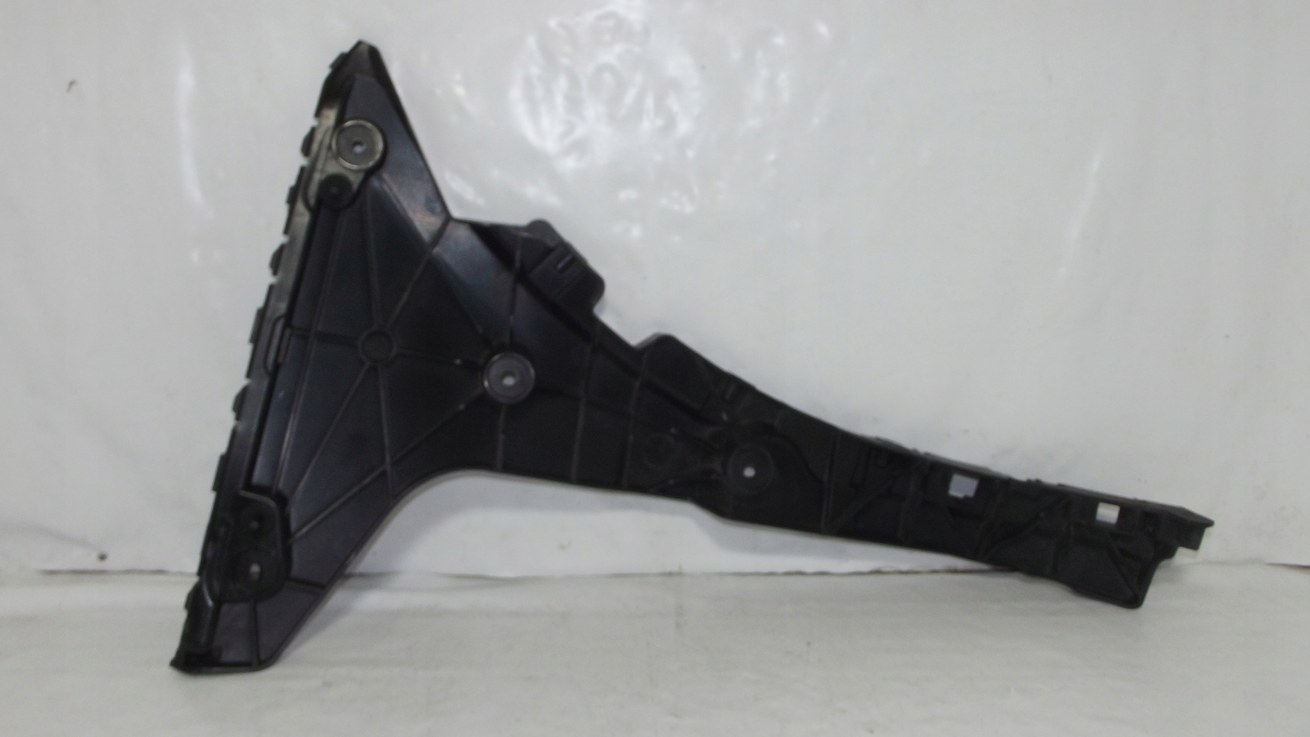 Audi Q5 II Sportback 80F bumper bracket left rear part 80F807453