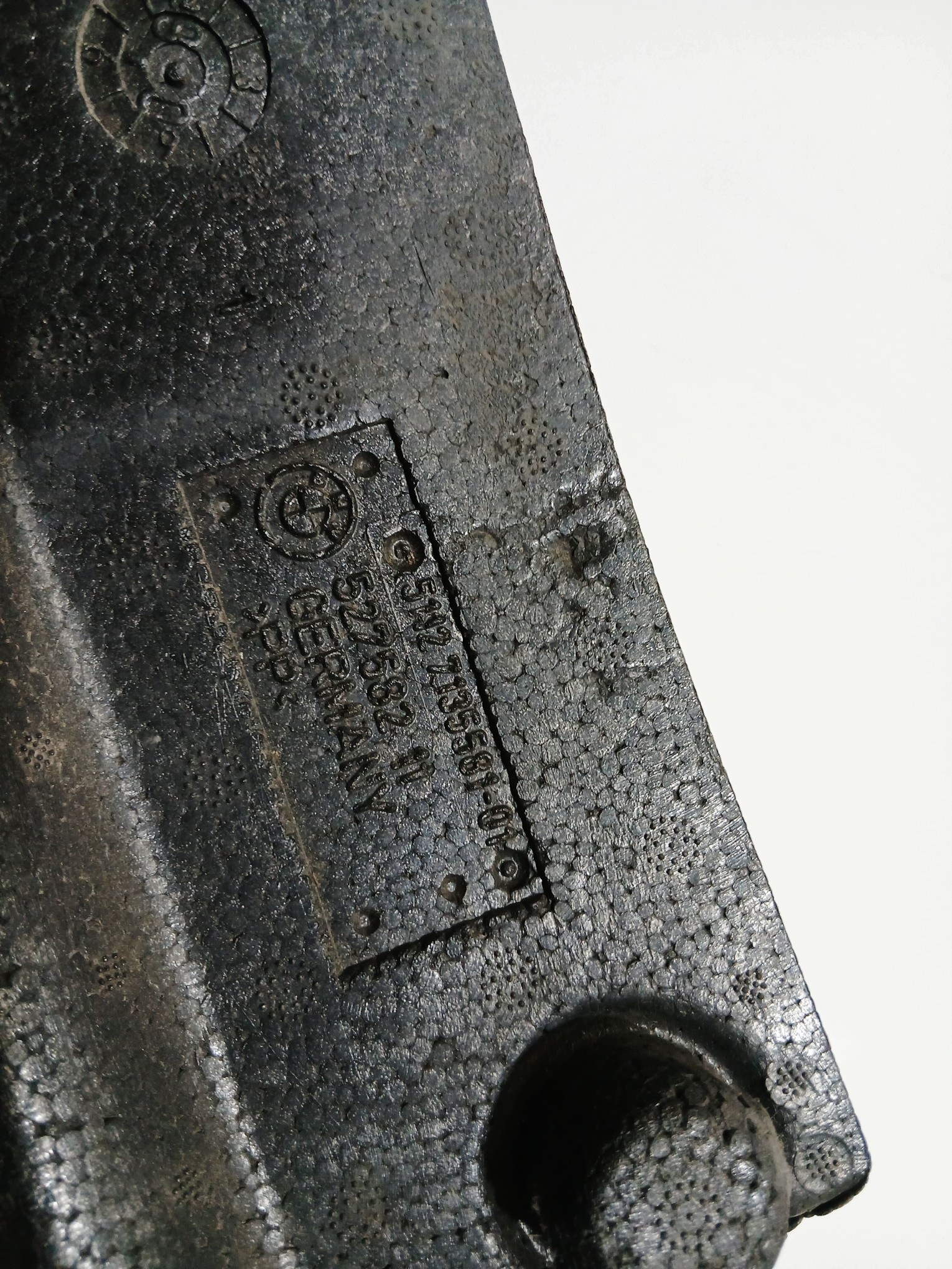 ABSORBER Paraurti posteriore BMW E65 7135581
