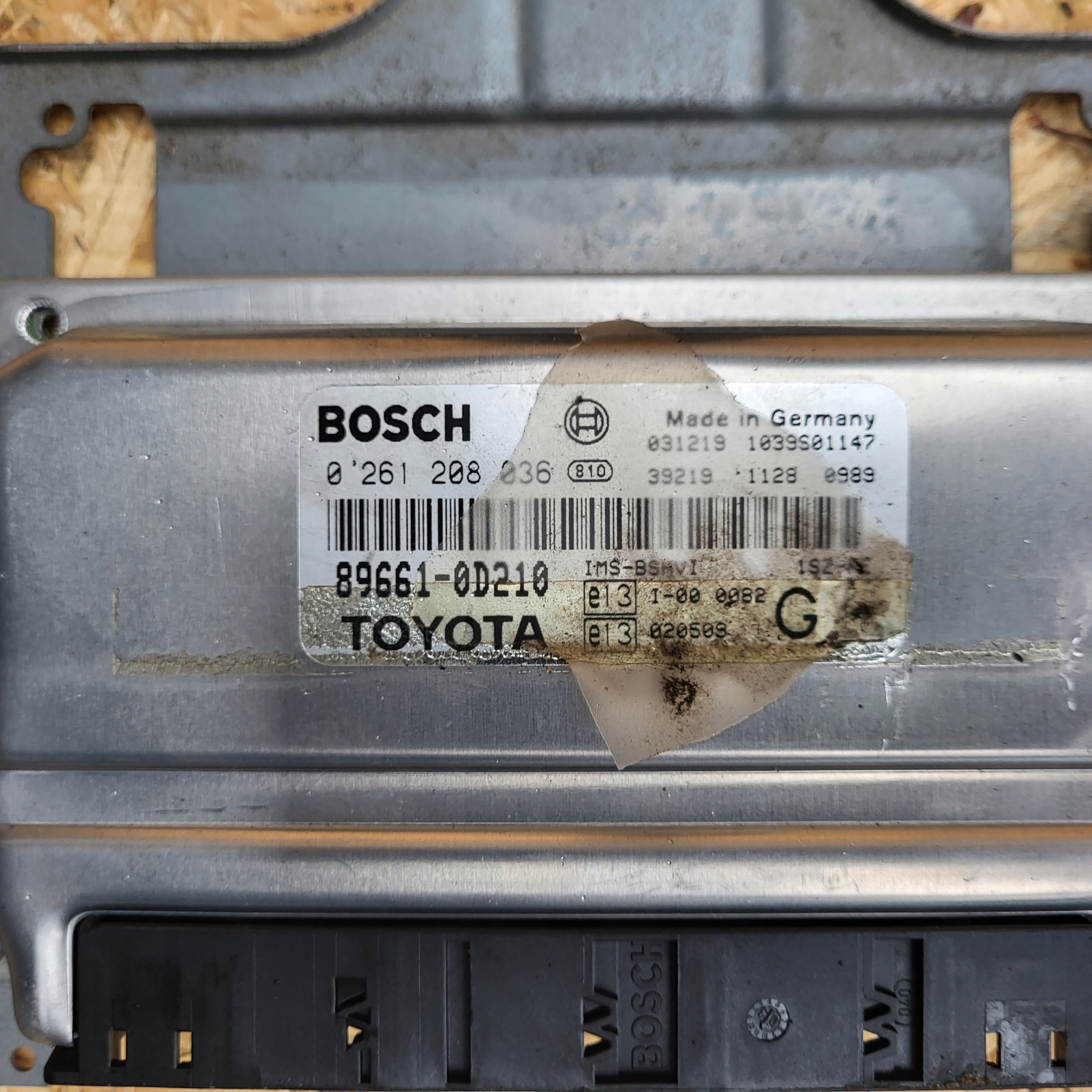 TOYOTA YARIS 1 e 99-05 LIFT Centralina computer 0261208036
