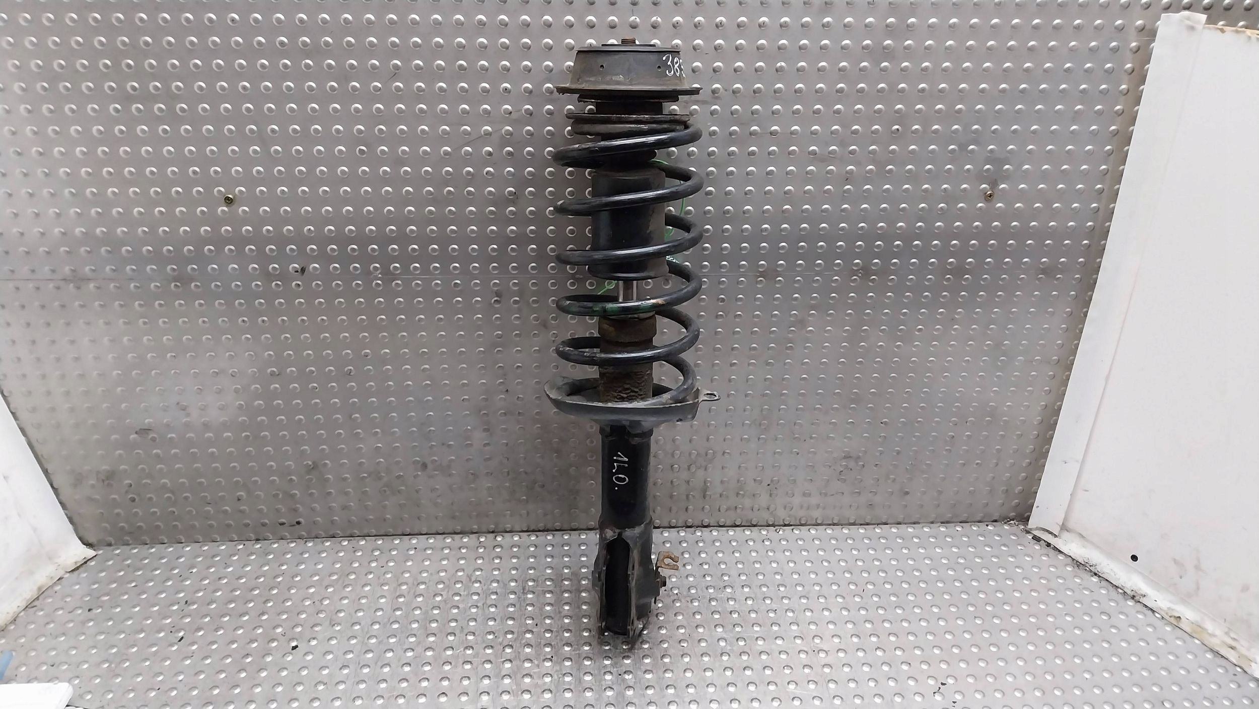 shock absorber left right front 1L0413031A SEAT TOLEDO and VW GOLF II JETTA II