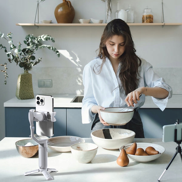 GIMBAL Stabilizator 3-os HOHEM iSteady XE KIT + Lampa LED do Telefonu Głębokość produktu 7.9 cm