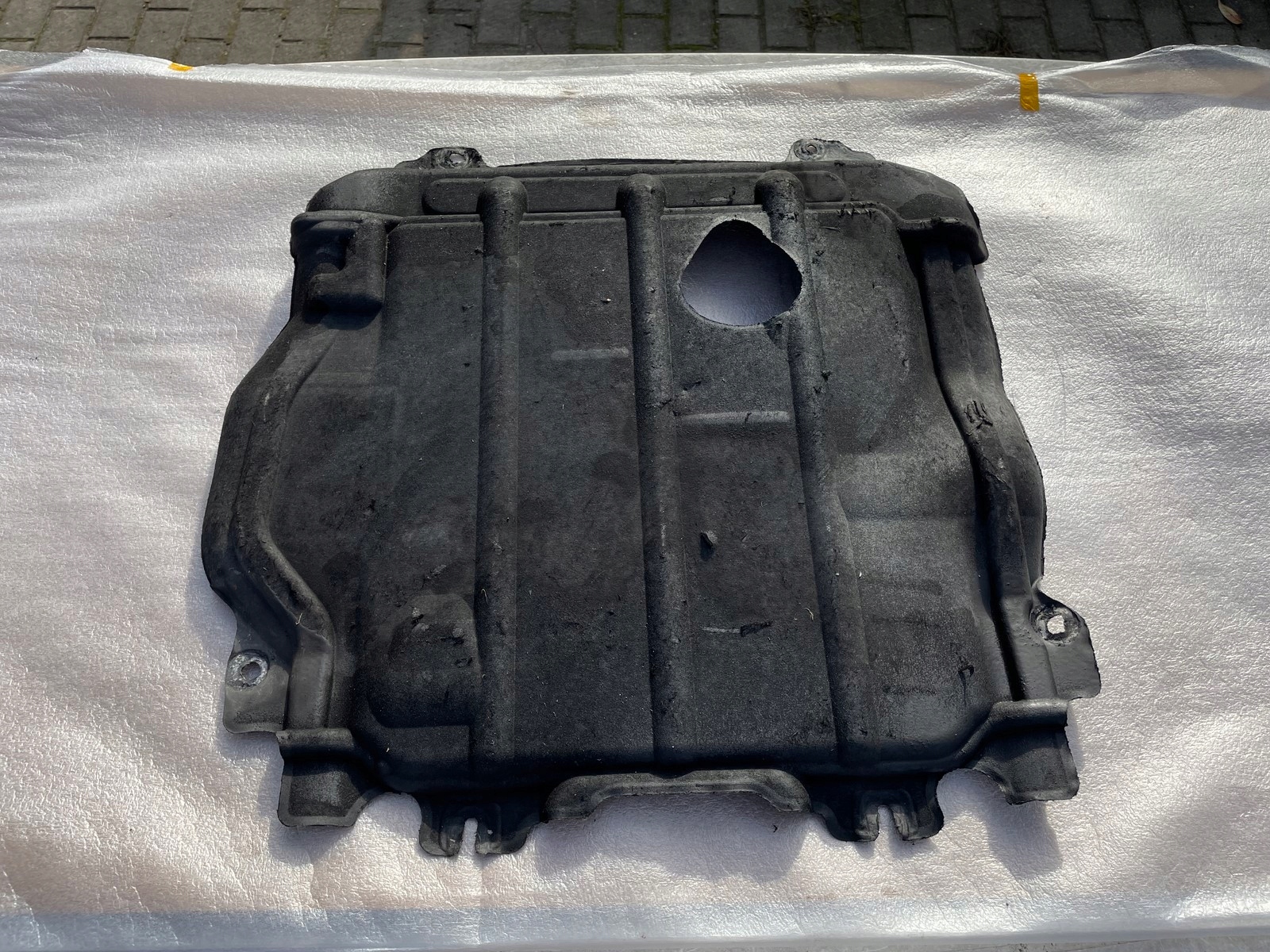 JEEP GRAND CHEROKEE WK2 ЗАЩИТНАЯ ПЛАСТИНА 68037062