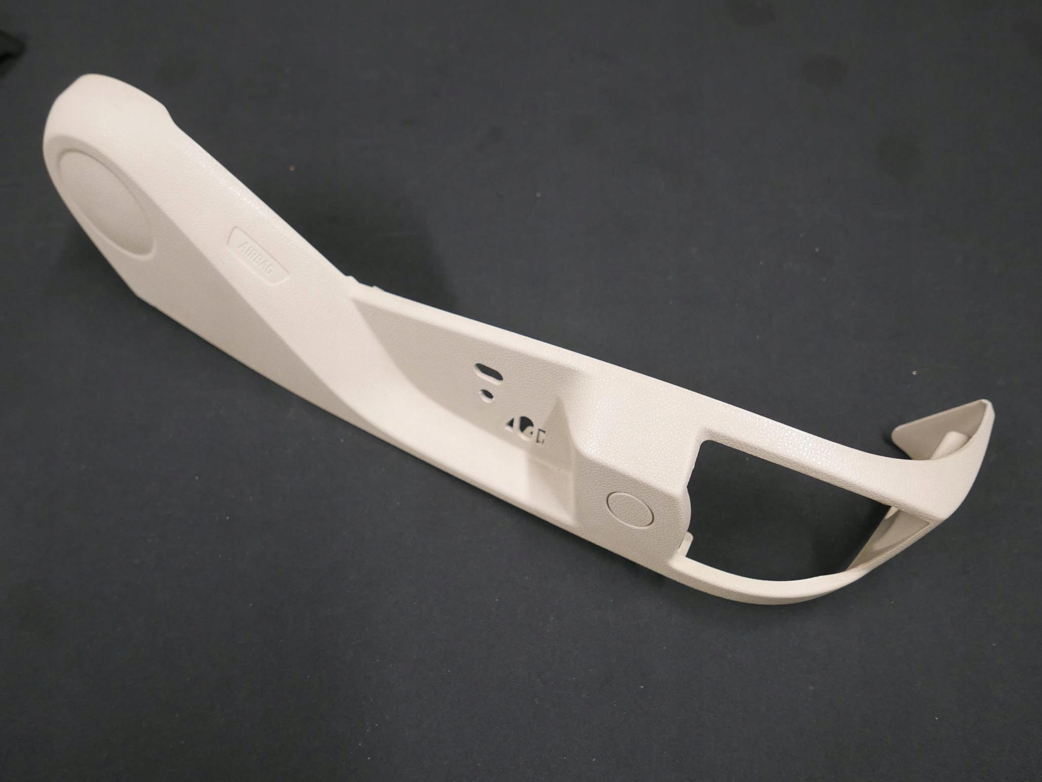 BMW F10 F11 OBUDOWA OSŁONA FOTELA PRAWA OYSTER