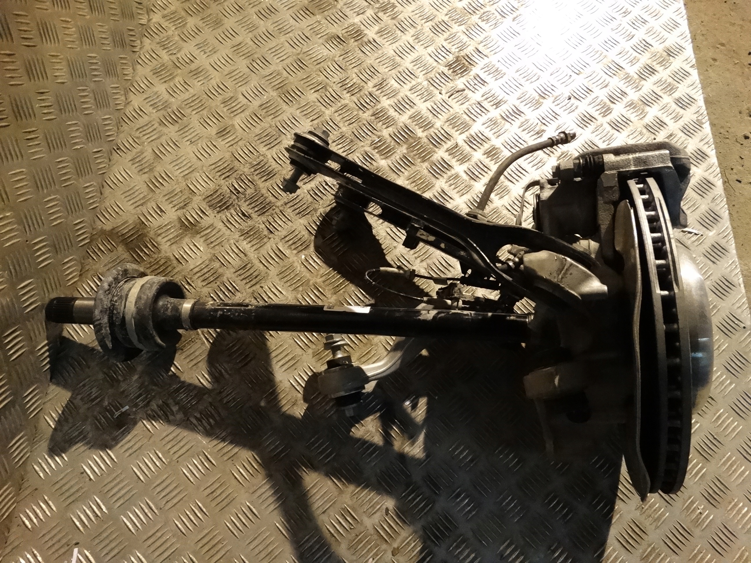 IDEALNE sususpension rear. left BMW G31 3.0D 4.0D 1
