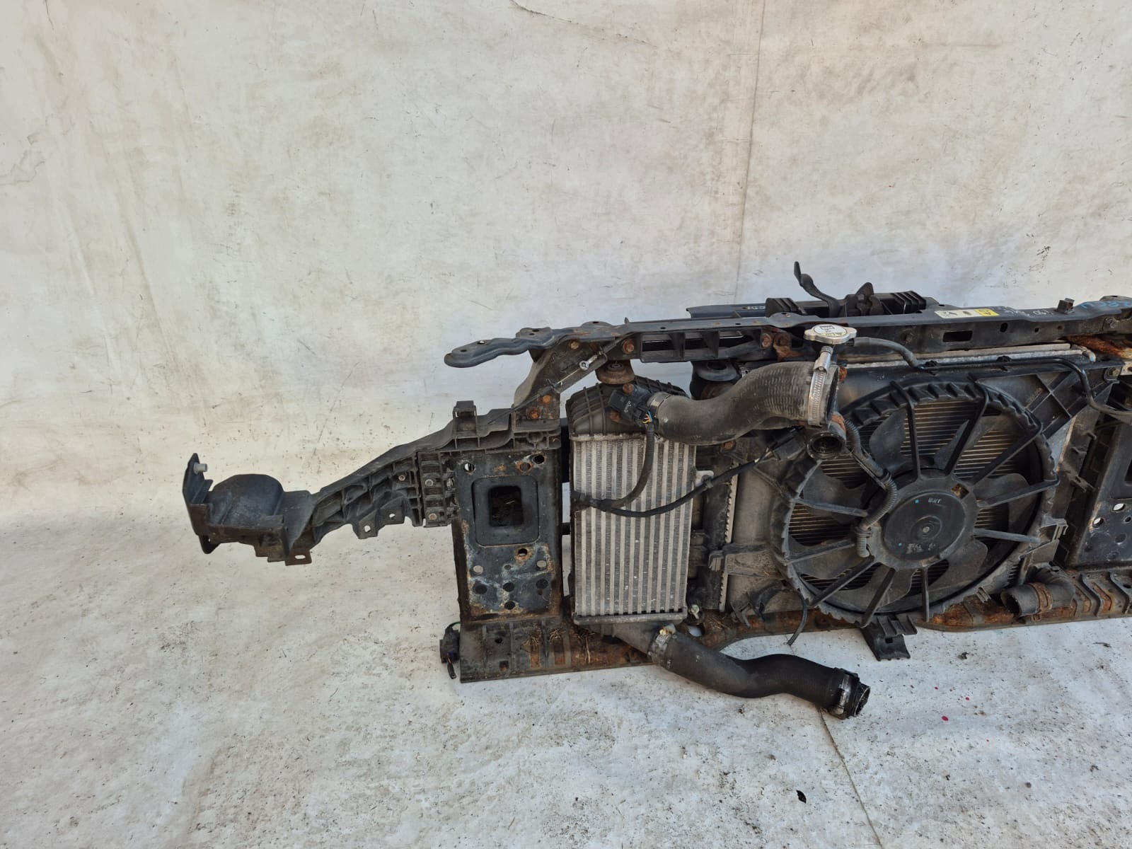 HYUNDAI I30 II 2 12- front body wall front pillar iron