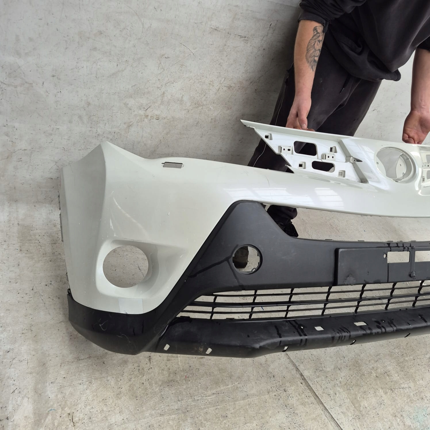 TOYOTA RAV4 IV 4 12-15 bumper front front washer