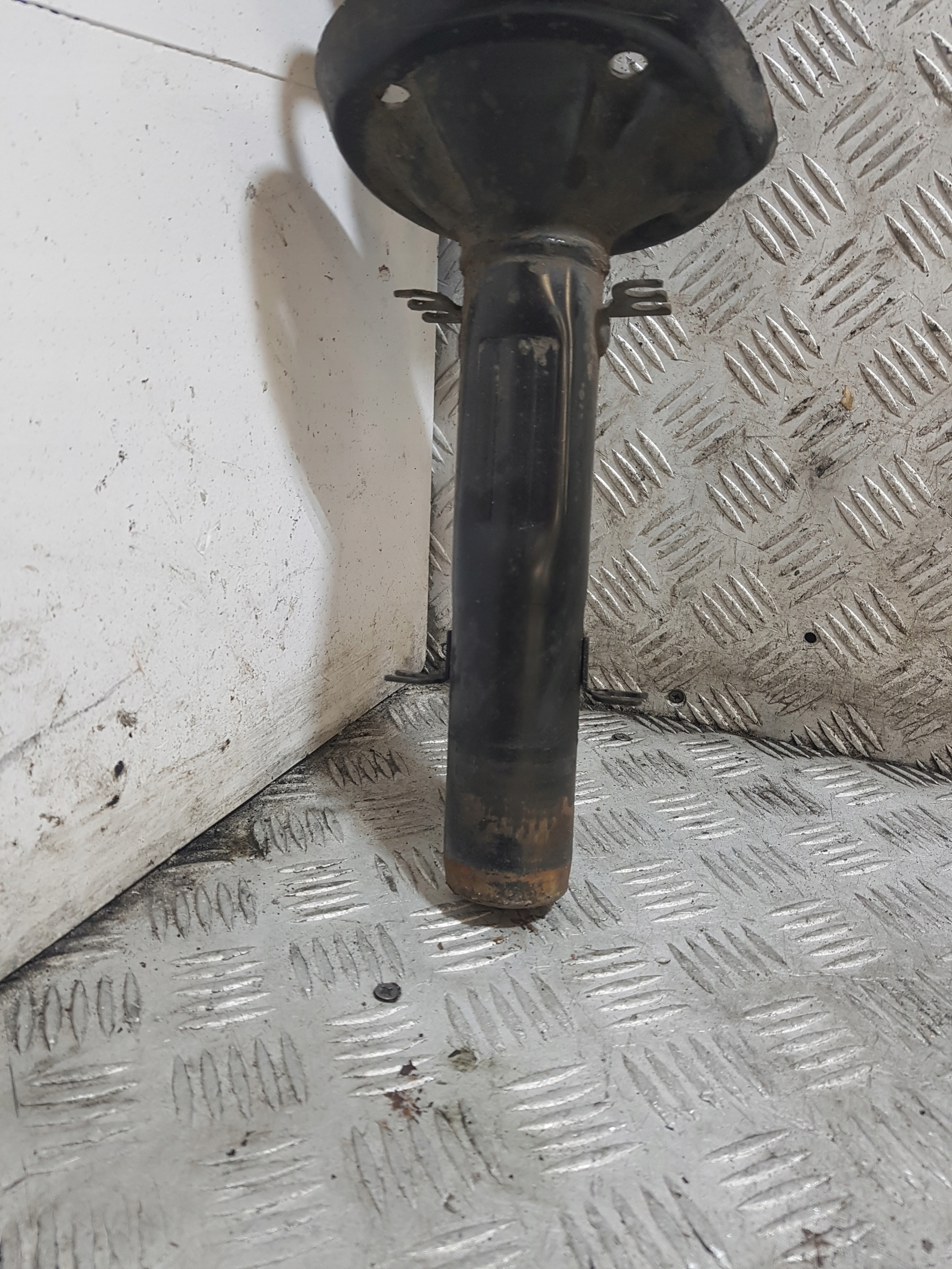 MCPERSON left front front VOLKSWAGEN BORA