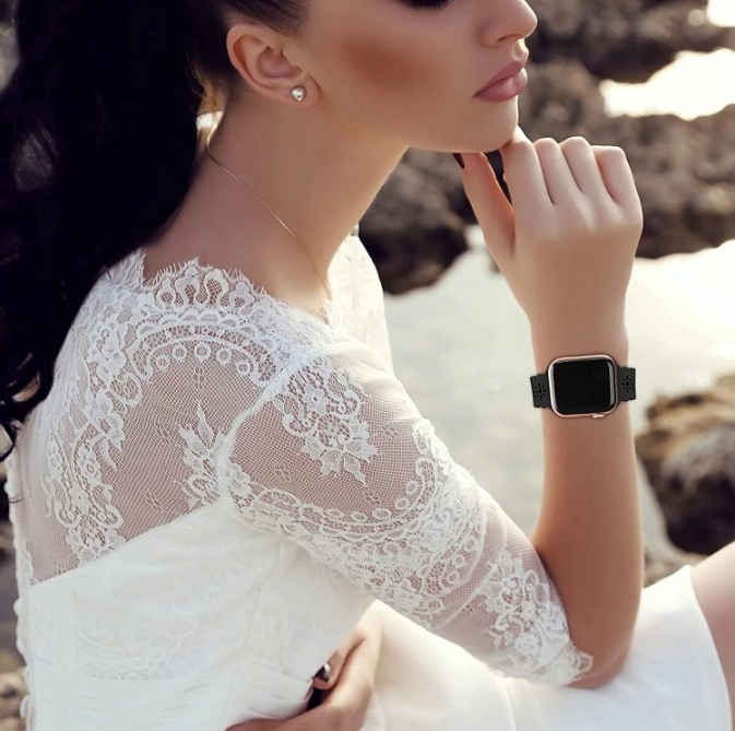 PASEK SILIKONOWY KORONKOWY DO APPLE WATCH 38/40MM Materiał tworzywo sztuczne