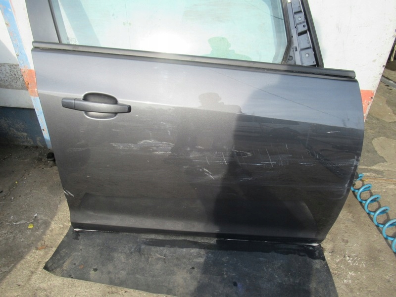 ASTRA IV J KOMBI DRZWI PRAWY PRZÓD KOLOR Z177 Strona zabudowy przód - prawa