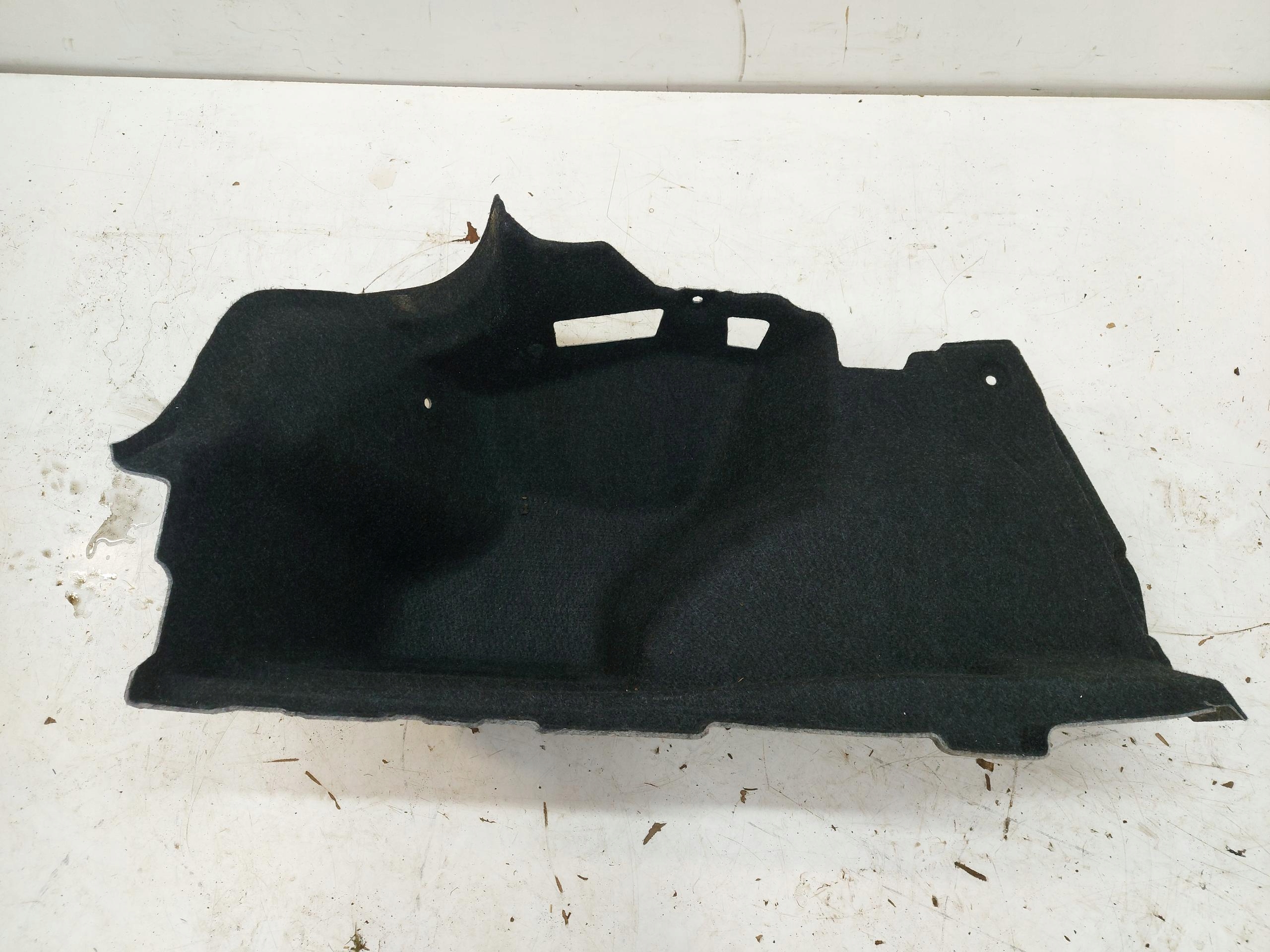 BMW F22 boot upholstery left 7296039