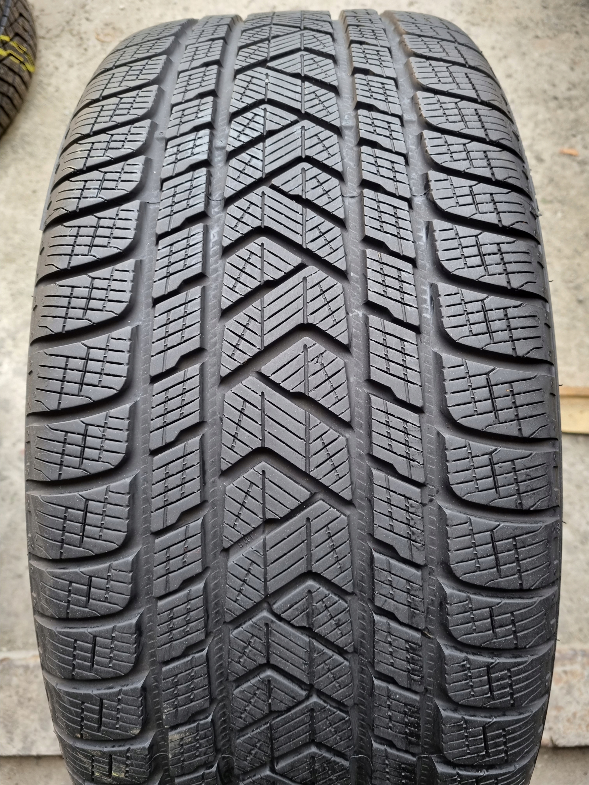 PIRELLI SCORPION WINTER 285 40 21