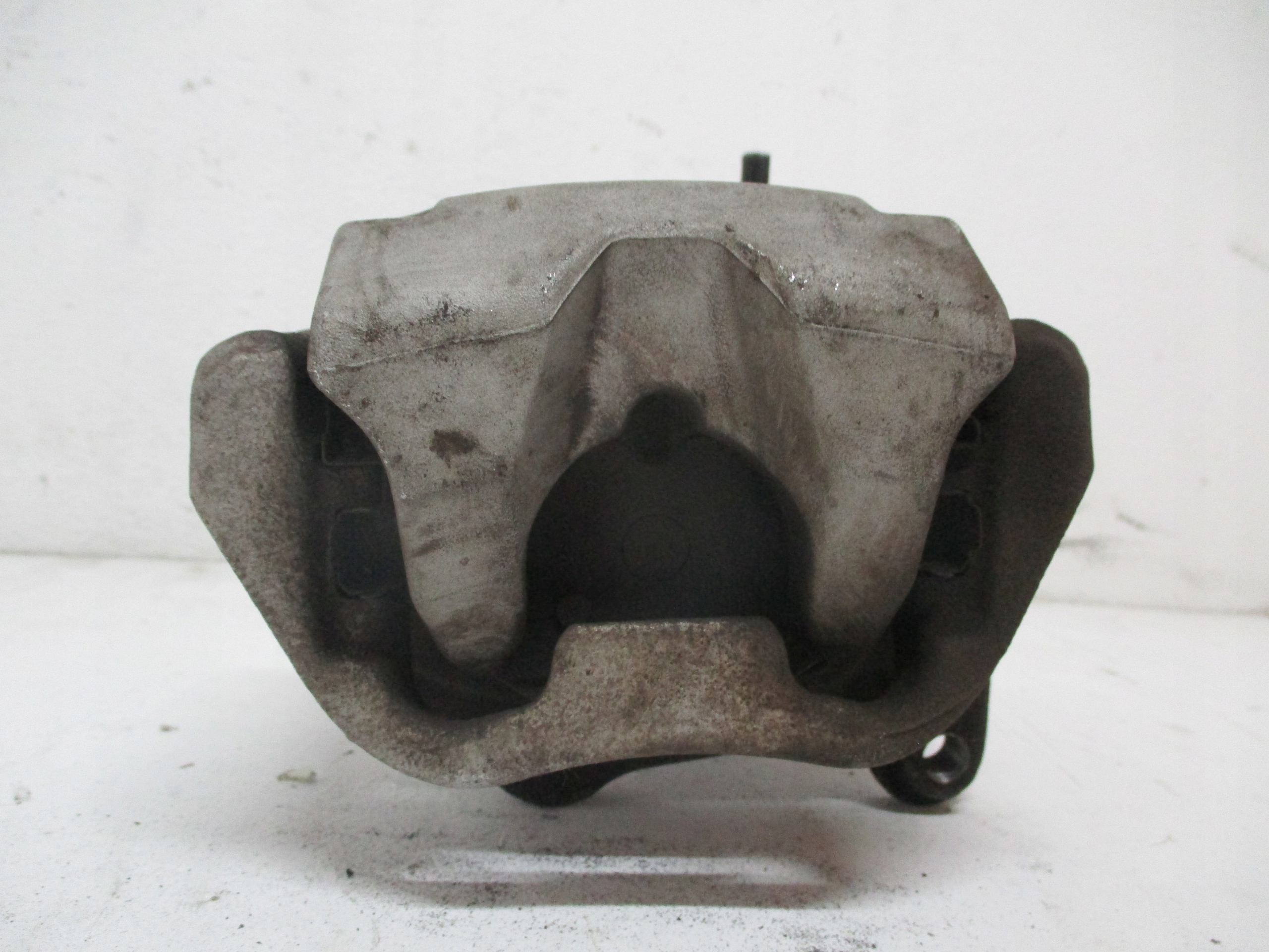 caliper calipers BMW 5 G30 G31 rear part rear.