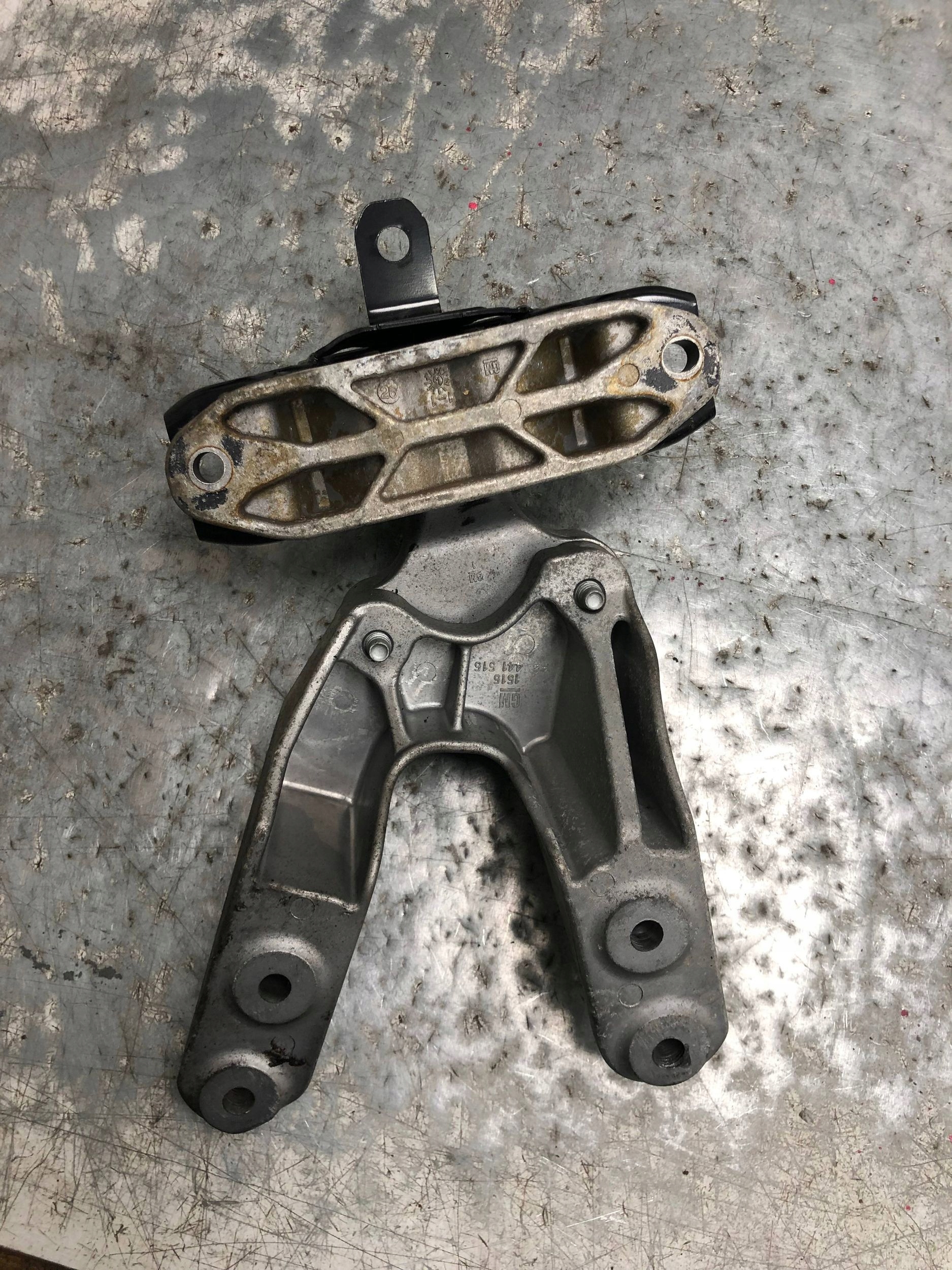 holder gearbox mounting OPEL KARL 95174536 42441515