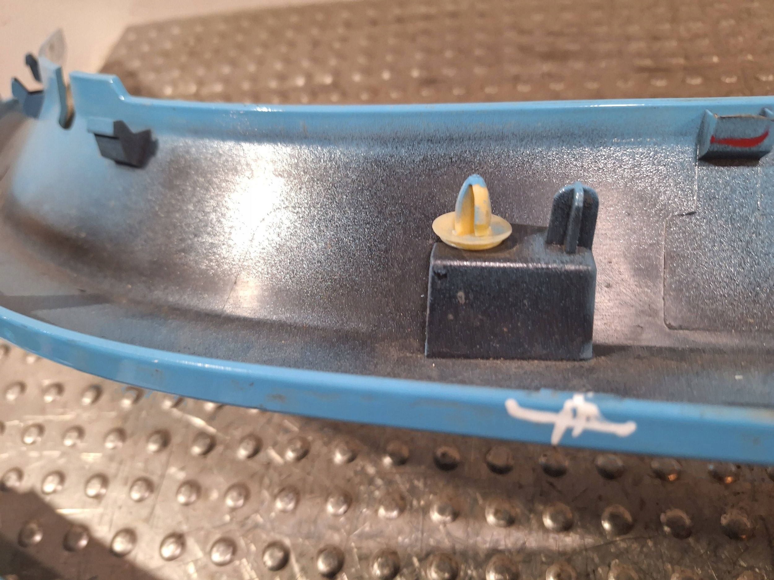 obal lišta SLUPKA 788723599R RENAULT TWIZY