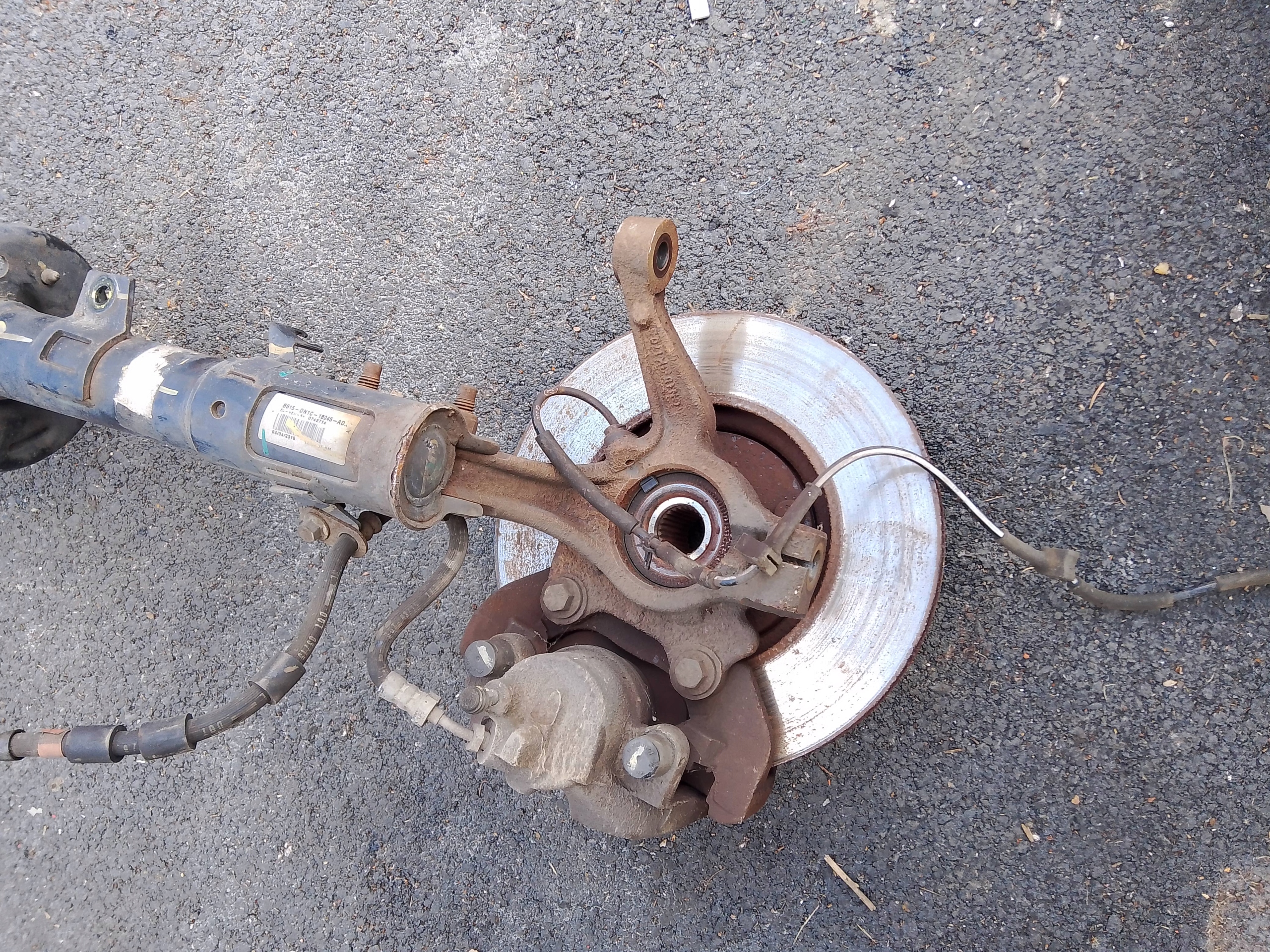 FORD ECOSPORT поворотный кулак, цапфа, амортизатор правый передний B515DN1C18045