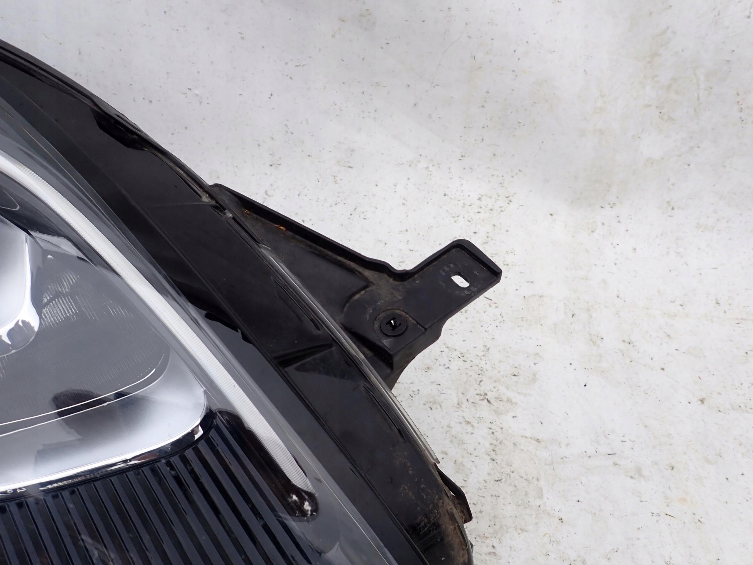 FORD PUMA 19- LED light right front