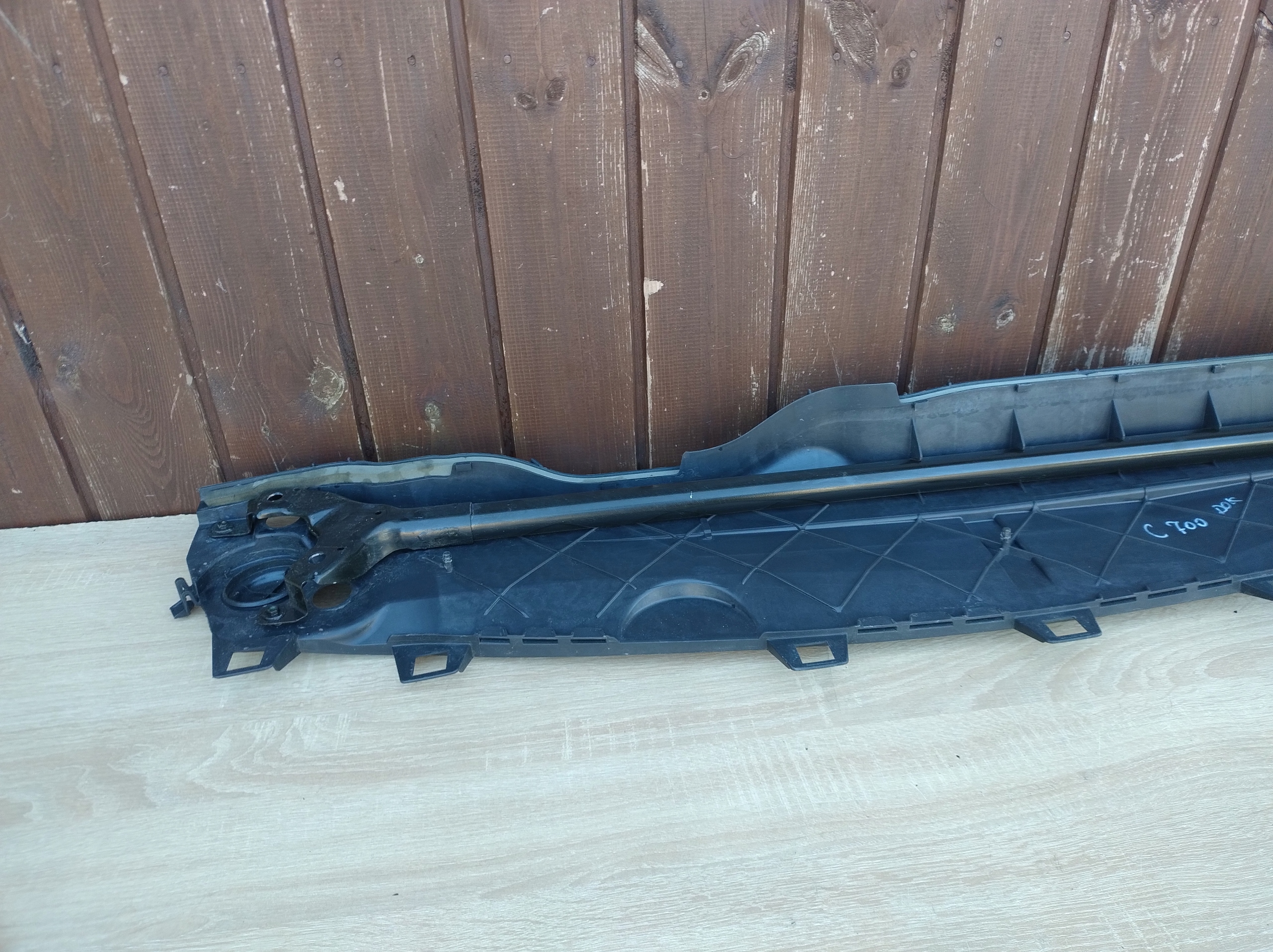 torpedo lower + sider OPEL ASTRA 5 V K 39019109 C700