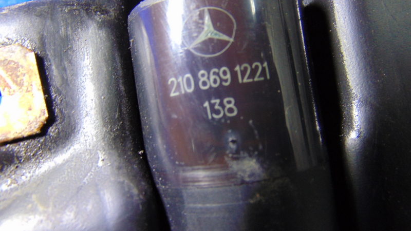 Behälter Spritzdüse XENON MERCEDES C KLASA W204