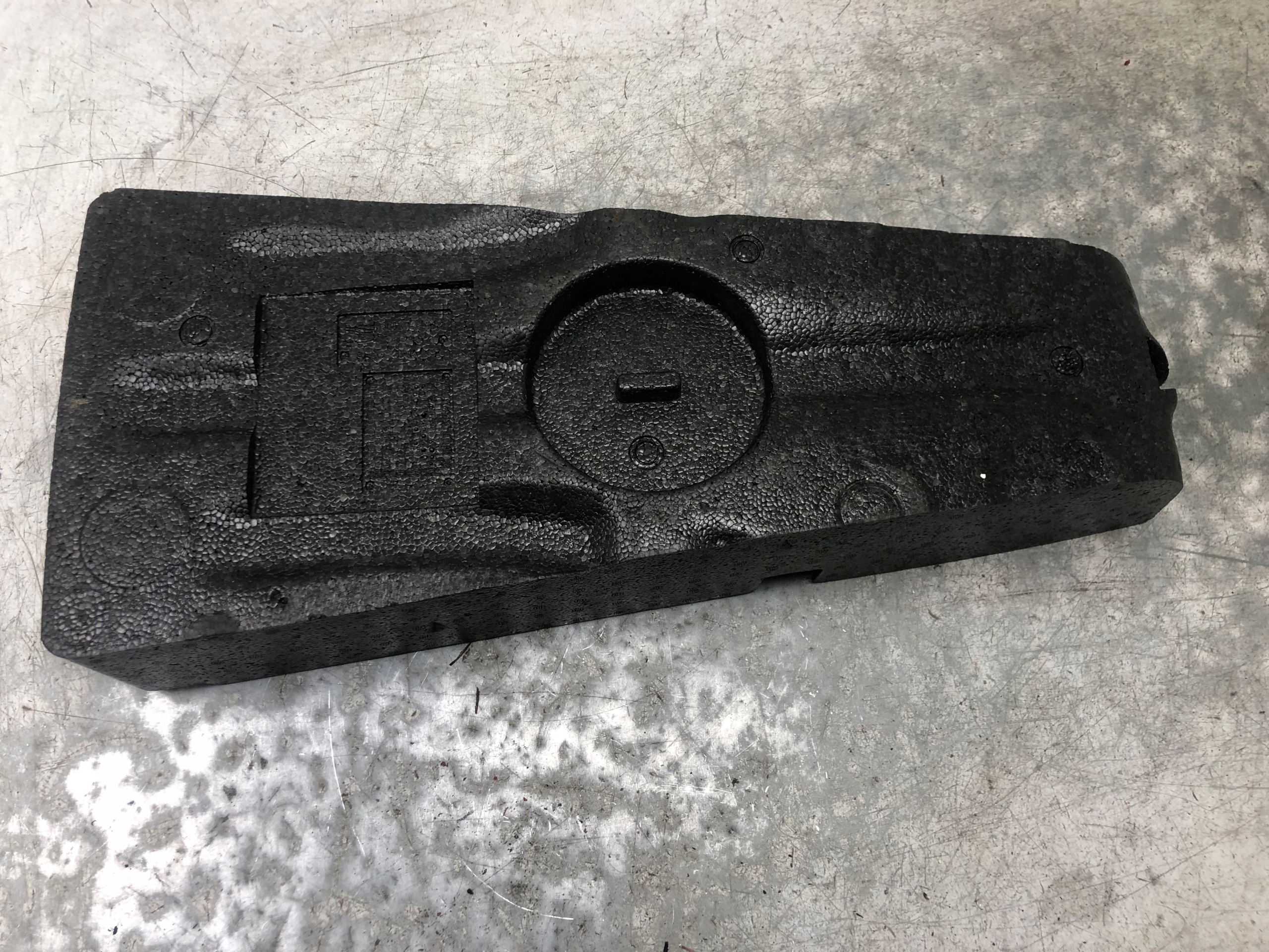 polystirene running board first aid kit KLEJ SEAT LEON III HB 5F0012109A