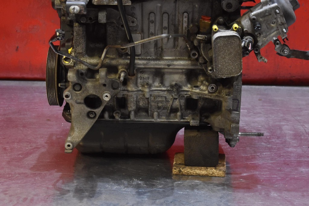 engine DIESEL BH01 pump 9811347380 PEUGEOT 308 2 II T9 1.6 HDI 120 KM FILM