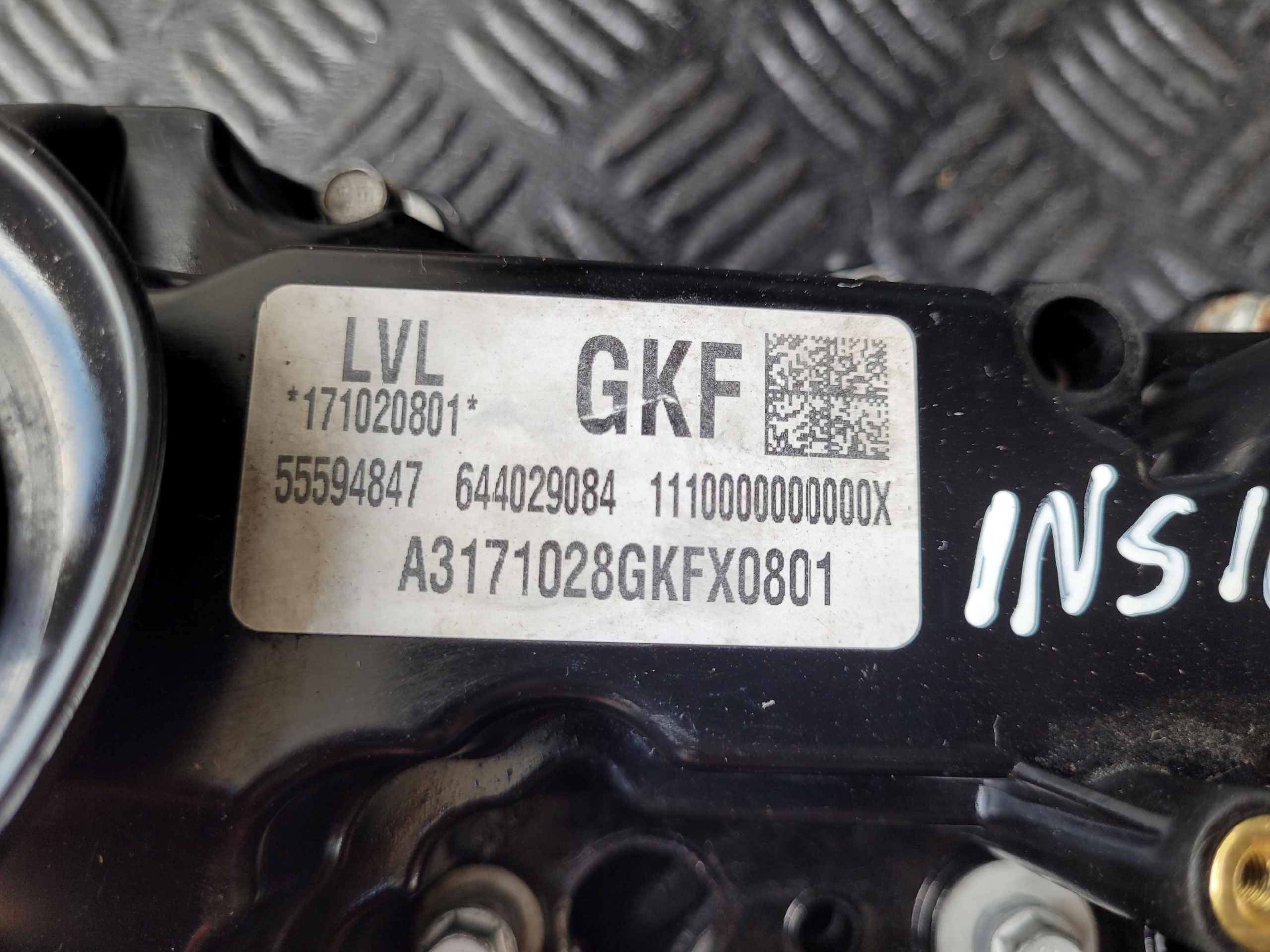 Abdeckung der Ventile 55594847 OPEL INSIGNIA B 1.6 D CDTI