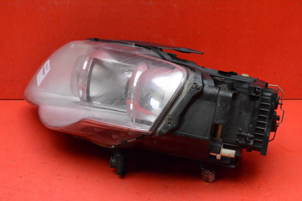 REFLEKTOR left light front lens XENON EU 3C0941751G VW PASSAT B6 05-10