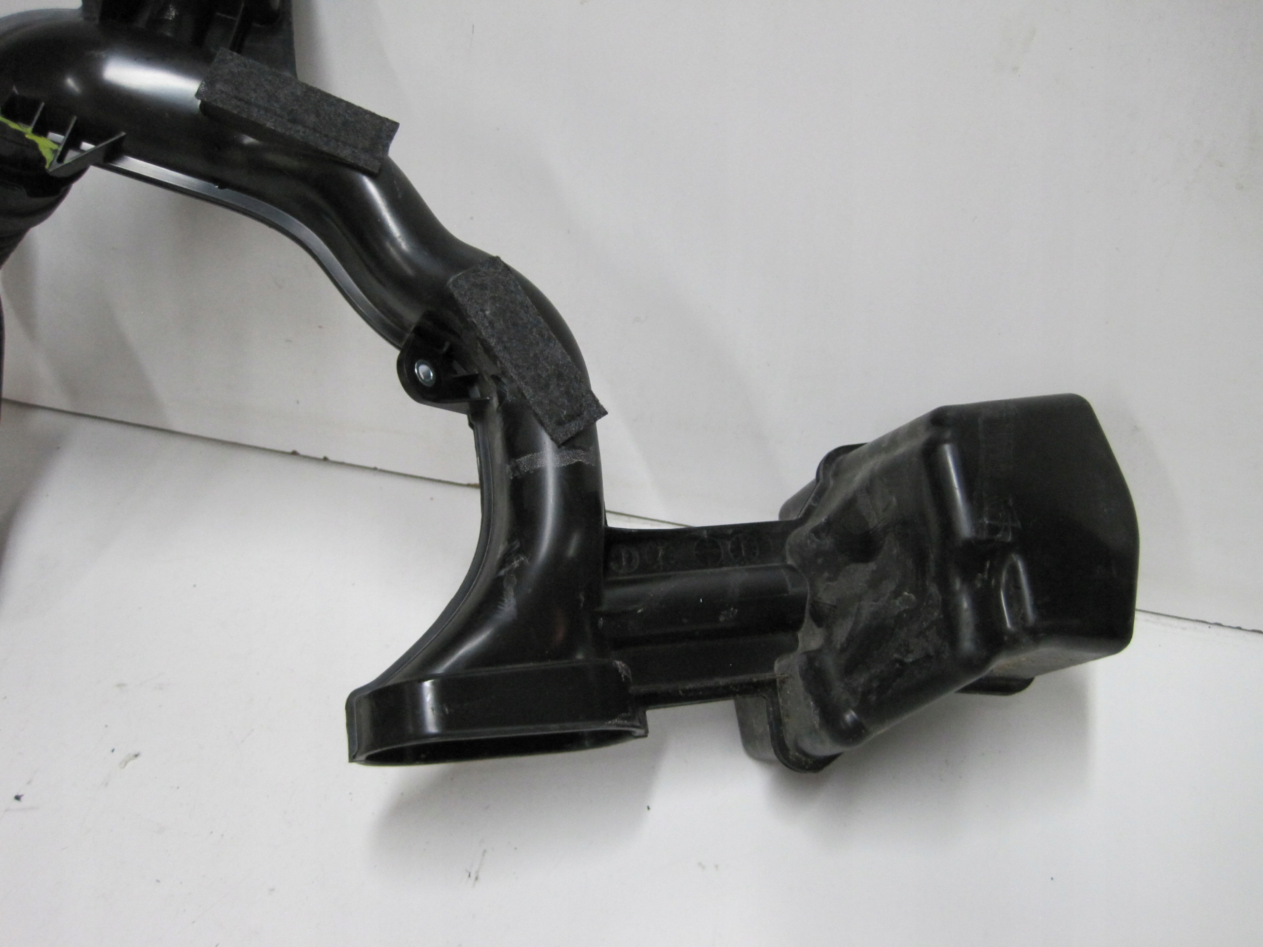 intake pipe REZONATOR TOYOTA 17751-37170