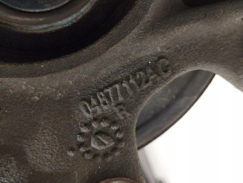 стойки амортизатора пружины заднего Dodge DURANGO 2017 левый 04877112AC