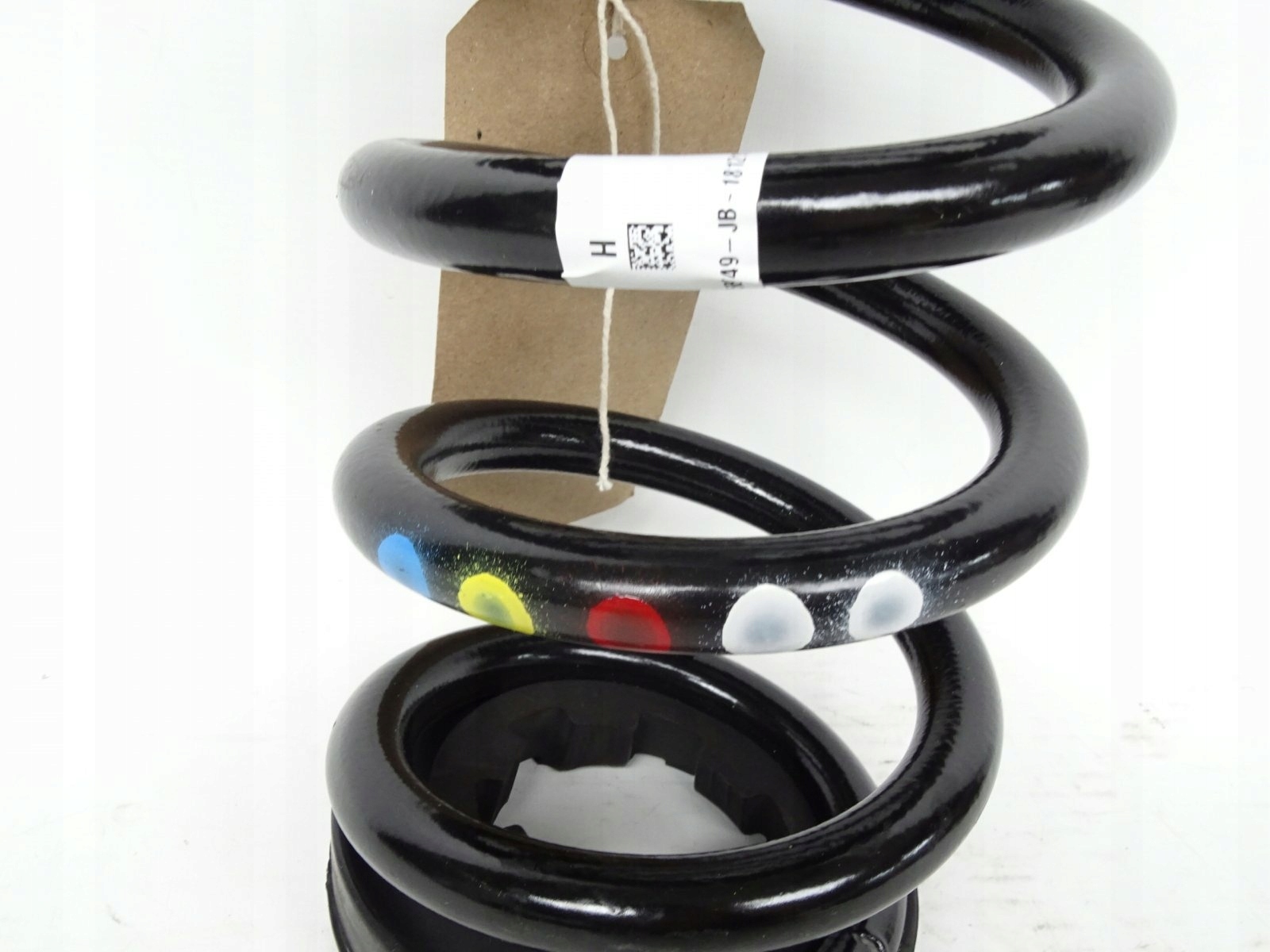 Sprezyna tylnego zawieszenia DISCOVERY SPORT 2015 Part number LR114450